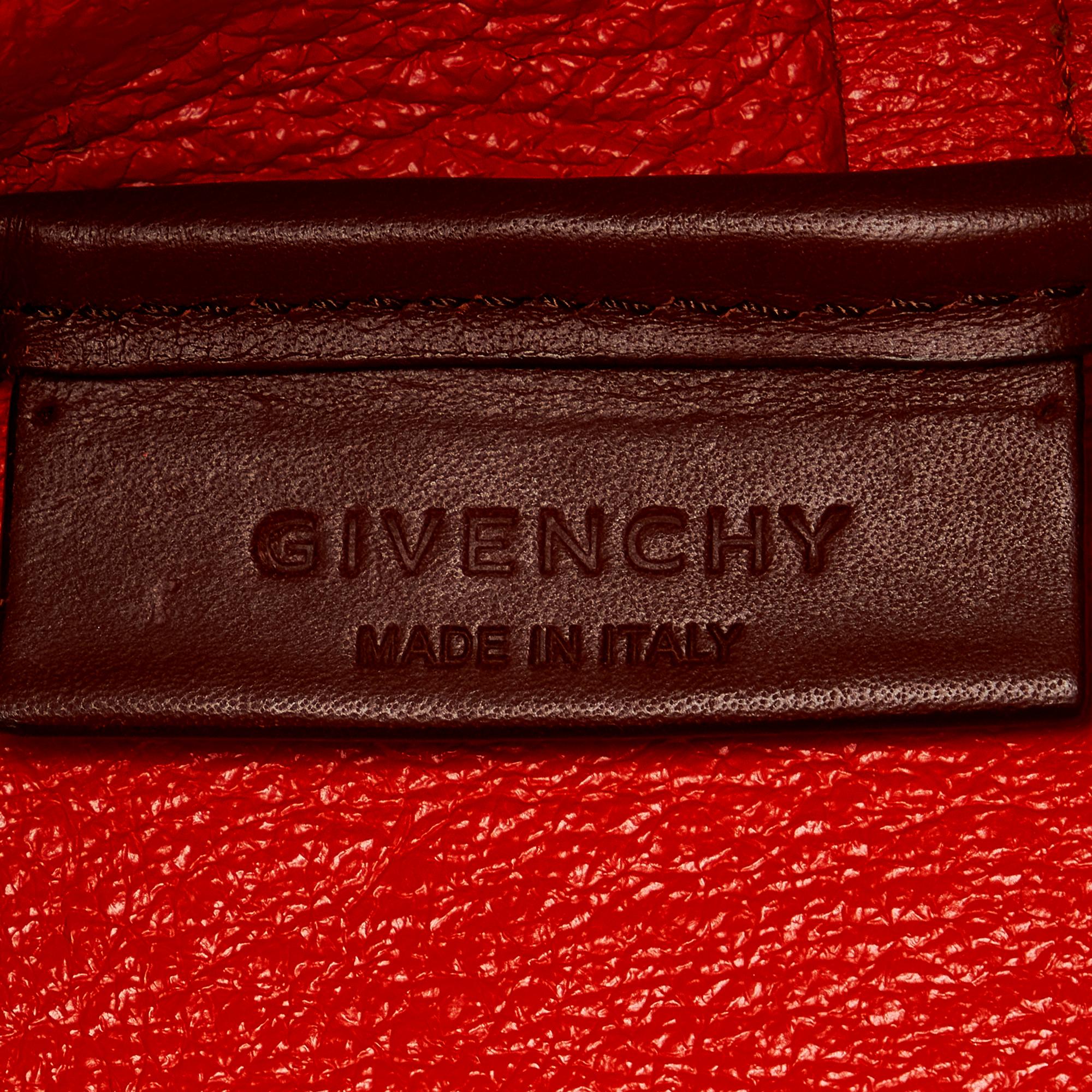 Givenchy Antigona Leather Tote Bag (SHG-27175)