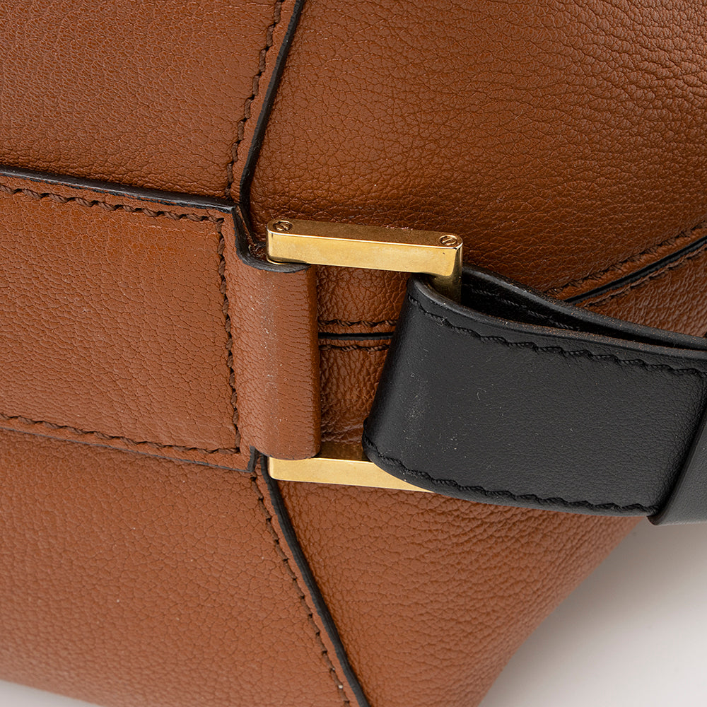 Givenchy Leather GV Bucket Bag (SHF-22089)