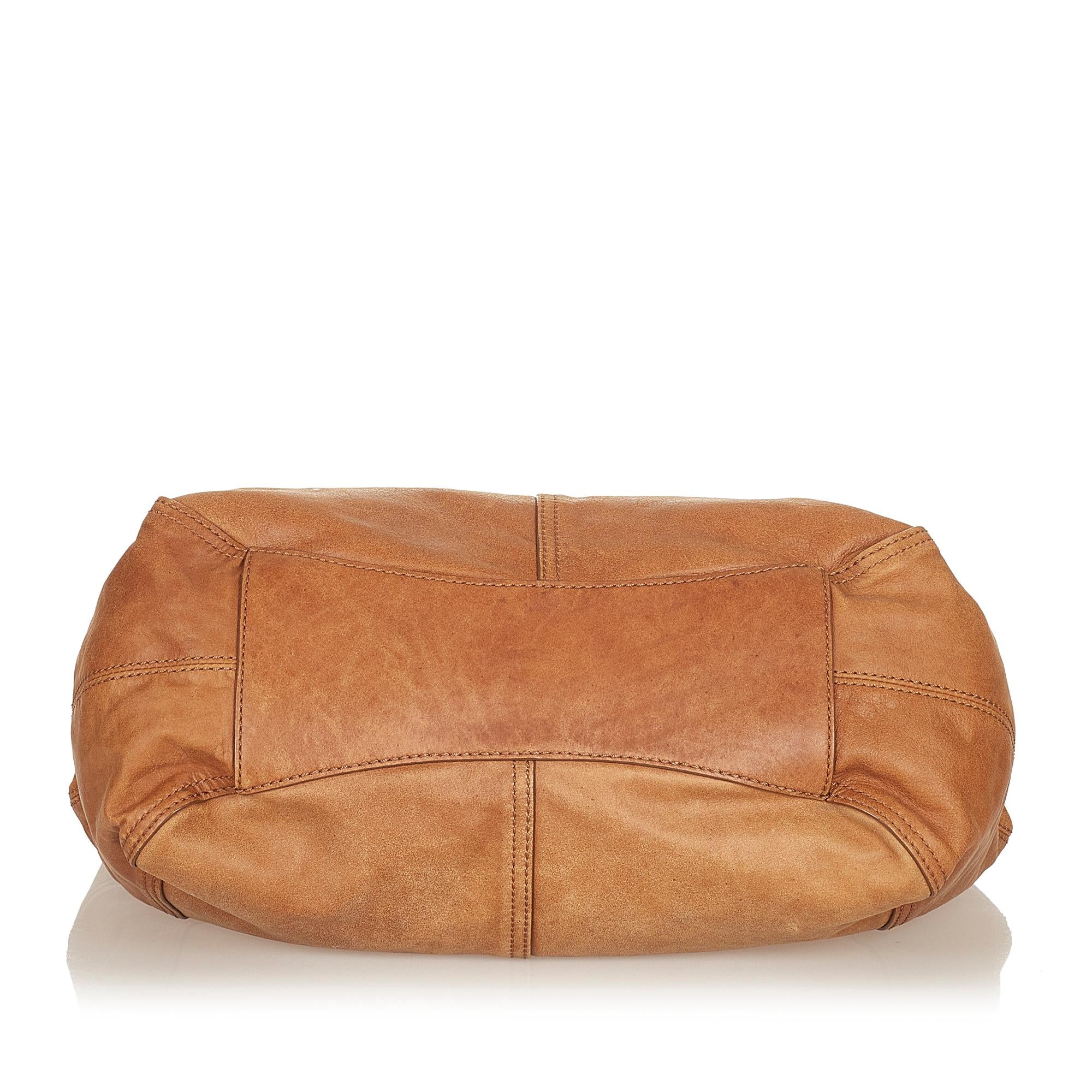 Givenchy Leather Tote Bag (SHG-26996)