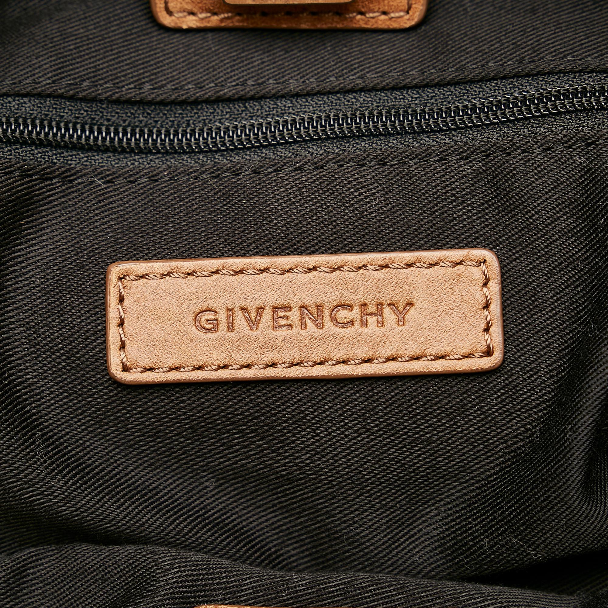 Givenchy Leather Tote Bag (SHG-26996)