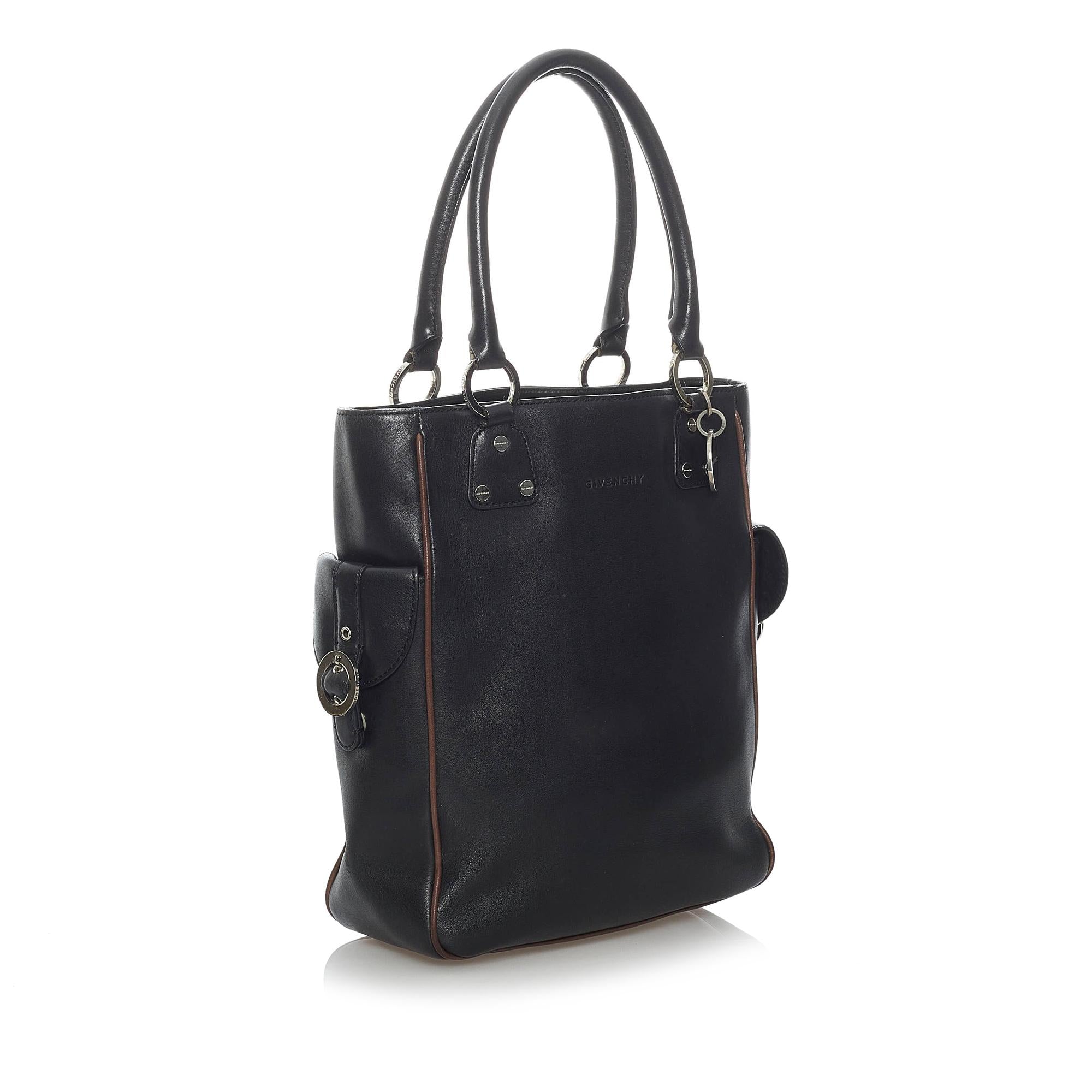 Givenchy Leather Tote Bag (SHG-29617)