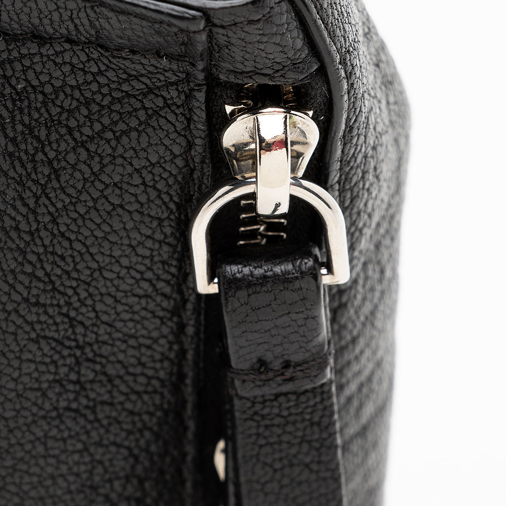 Givenchy Rubber Effect Calfskin Pandora Wristlet (SHF-20628)