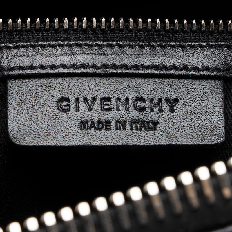 Givenchy Sugar Goatskin Antigona Medium Satchel (SHF-21200)