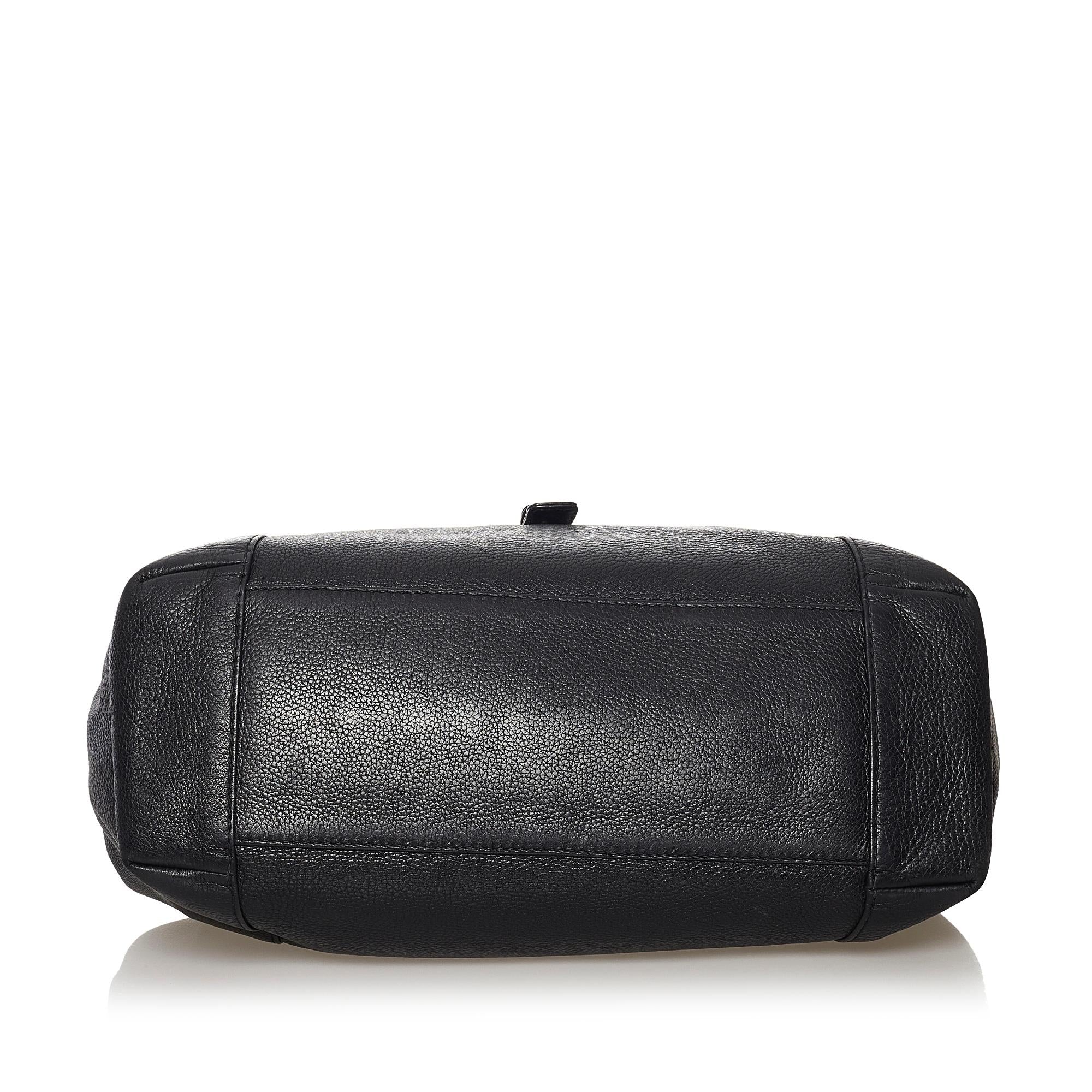 Gucci Abbey D-Ring Leather Shoulder Bag (SHG-32725)