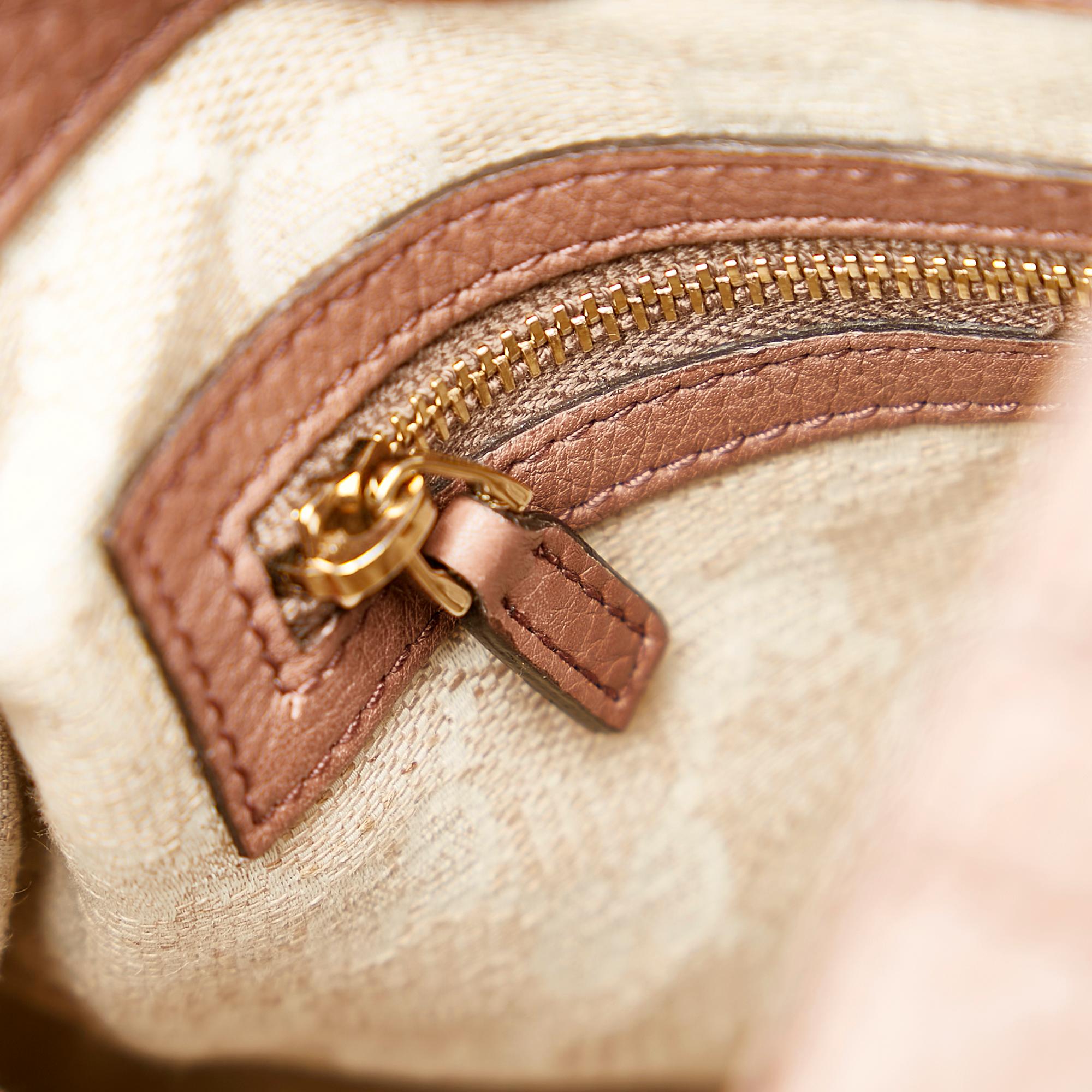 Gucci Bamboo Diana Leather Handbag (SHG-31981)