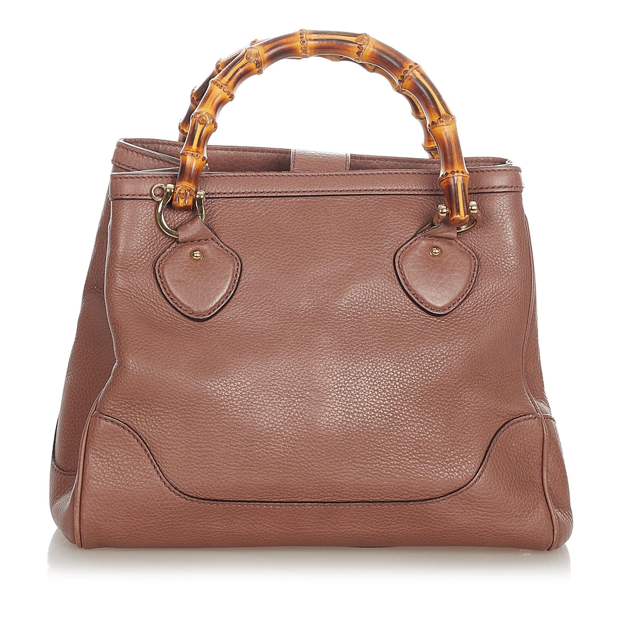 Gucci Bamboo Diana Leather Handbag (SHG-31981)
