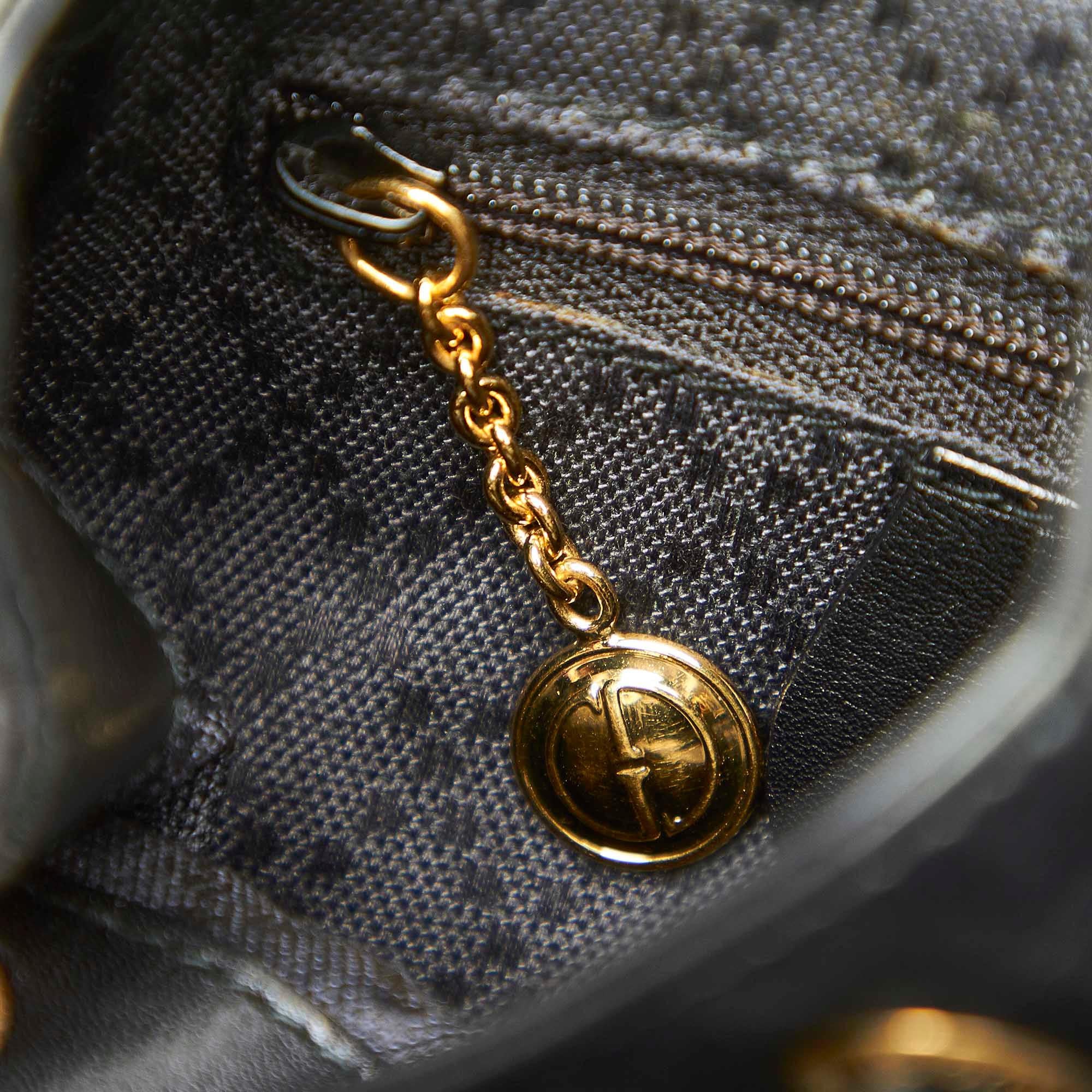 Gucci Bamboo Drawstring Leather Backpack (SHG-22300)