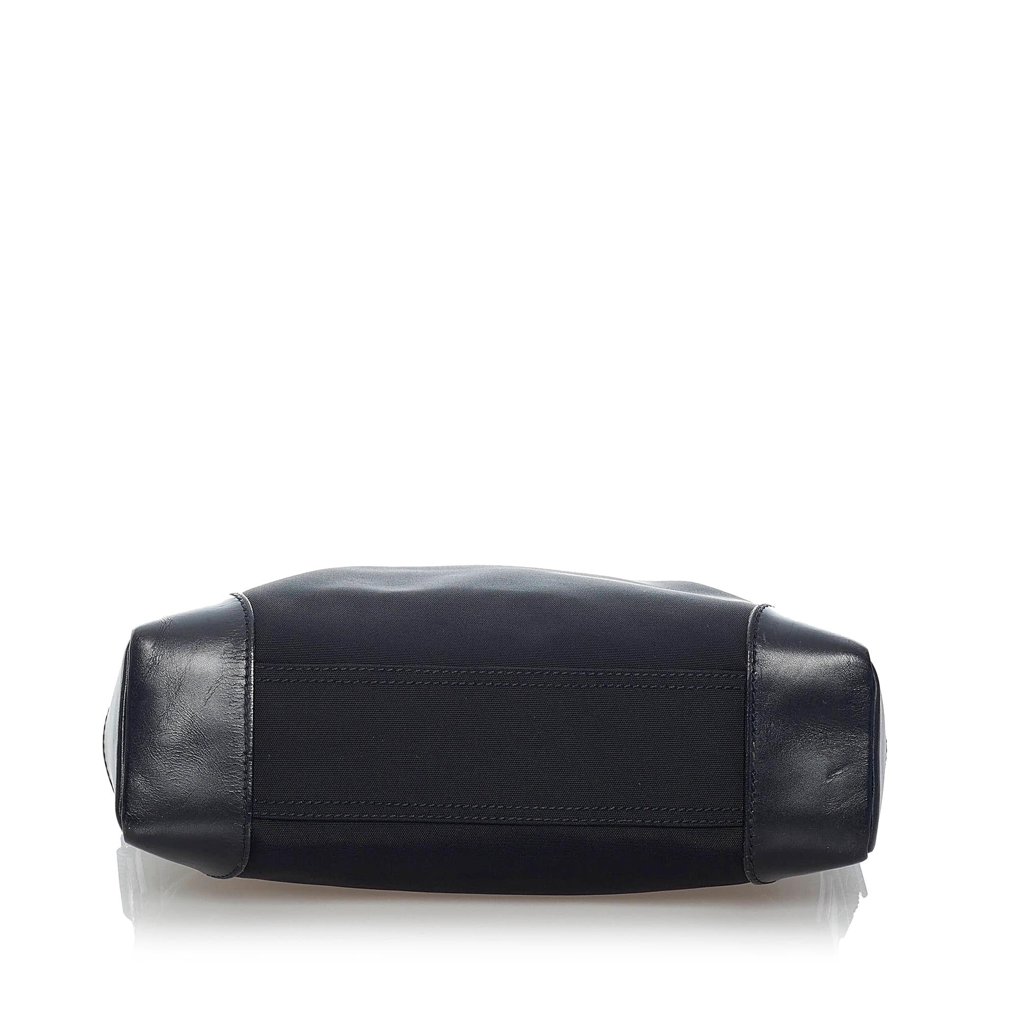 Gucci Canvas Crossbody Bag (SHG-36164)