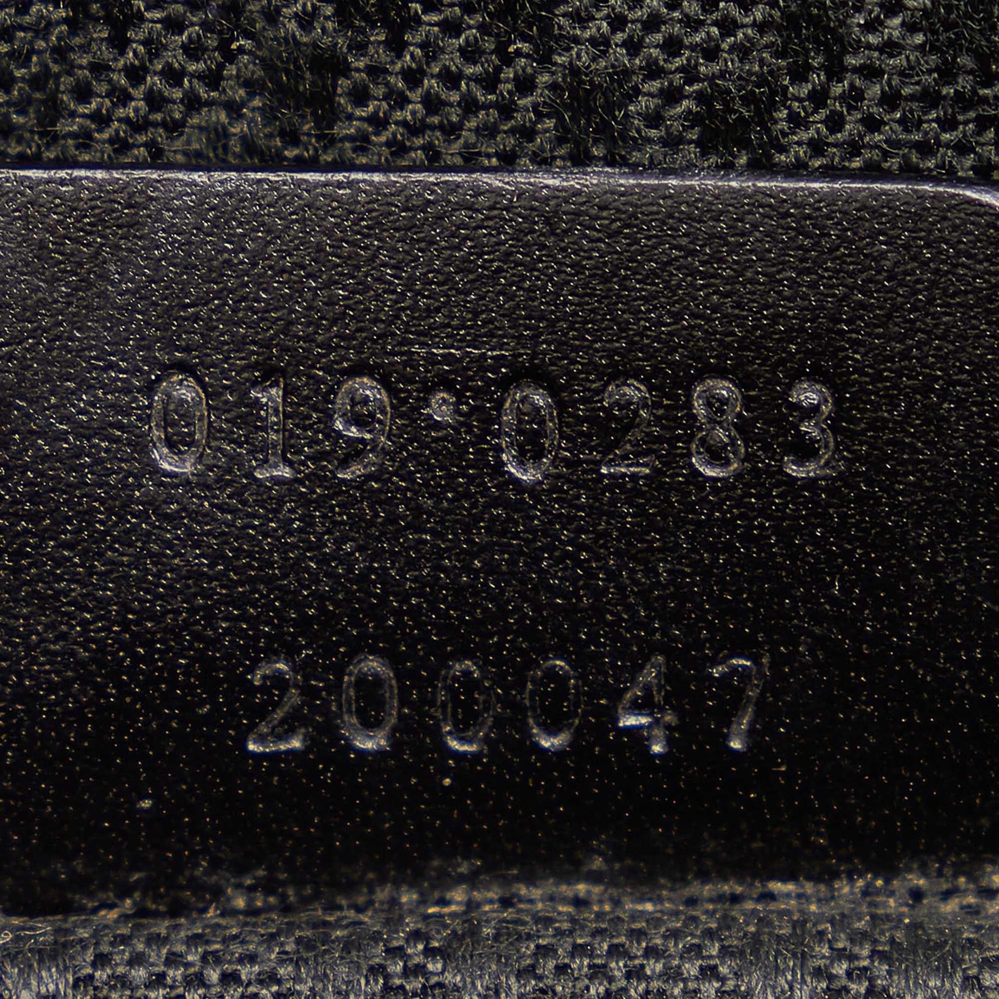 Gucci Canvas Tote Bag (SHG-31655)