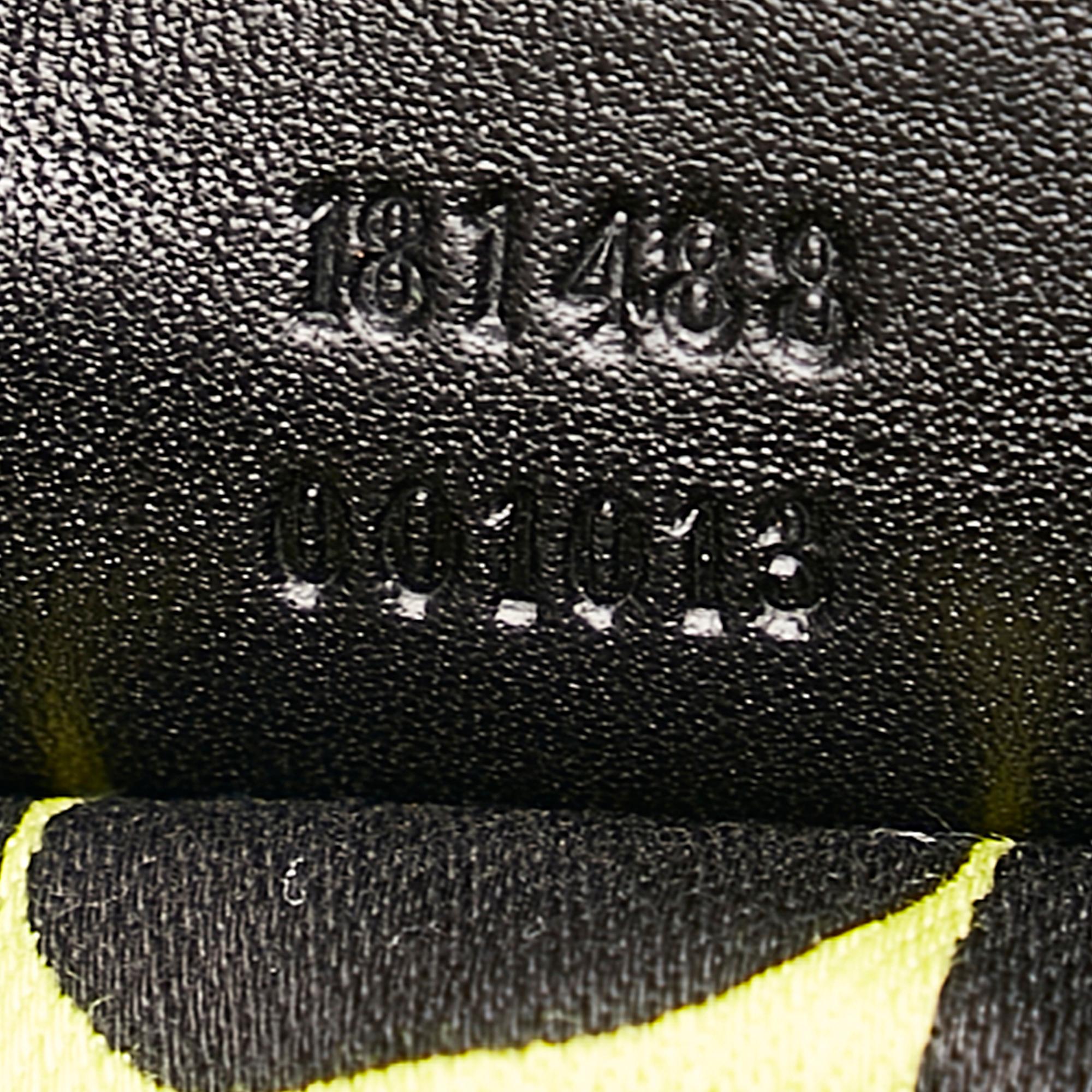 Gucci Duchessa Leather Boston Bag (SHG-29188)