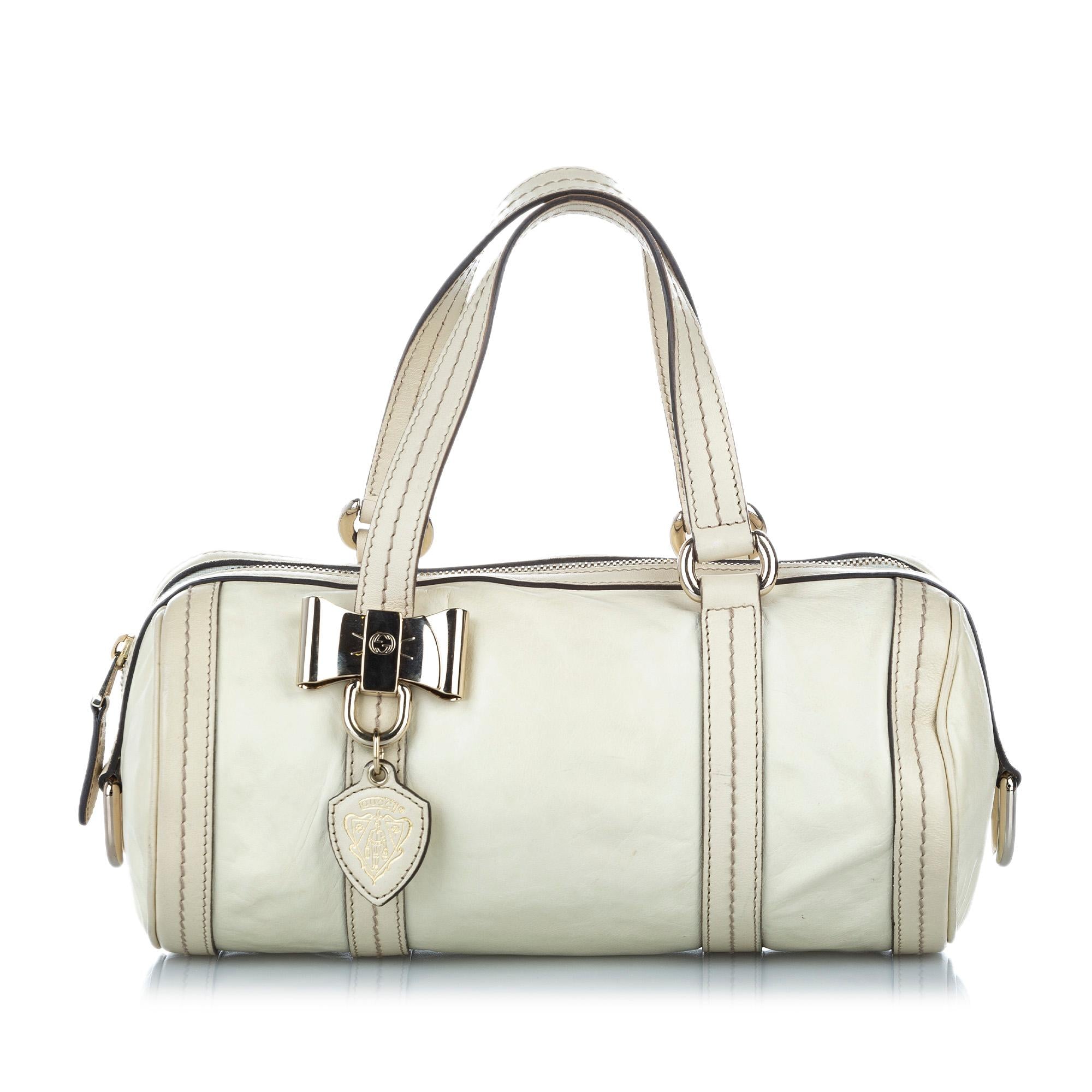 Gucci Duchessa Leather Handbag (SHG-32368)