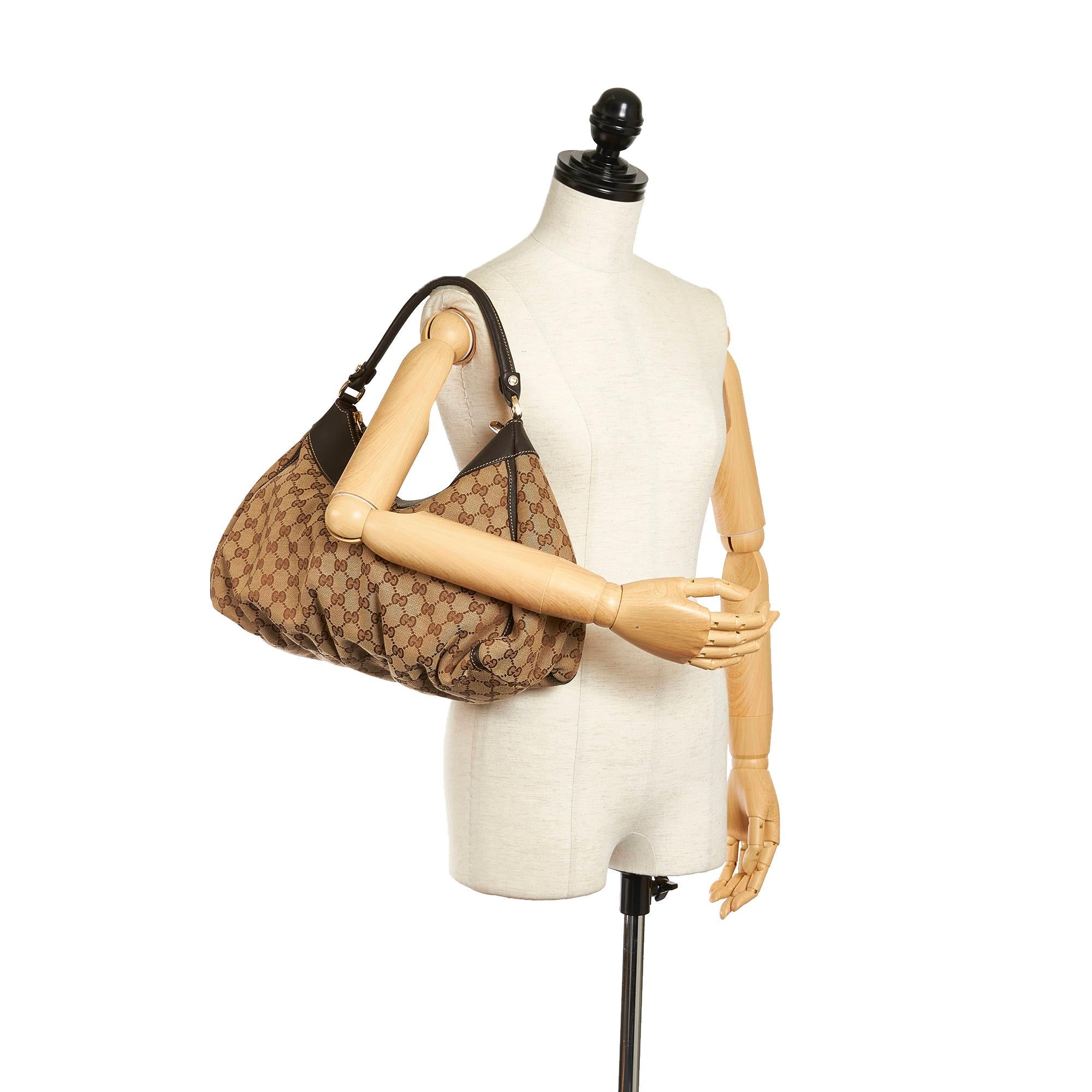 Gucci GG Canvas Abbey D-Ring Shoulder Bag (SHG-33751)