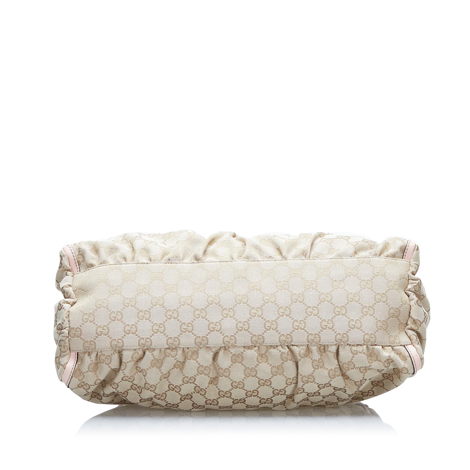 Gucci GG Canvas Abbey D-Ring Shoulder Bag (SHG-EMEljm)