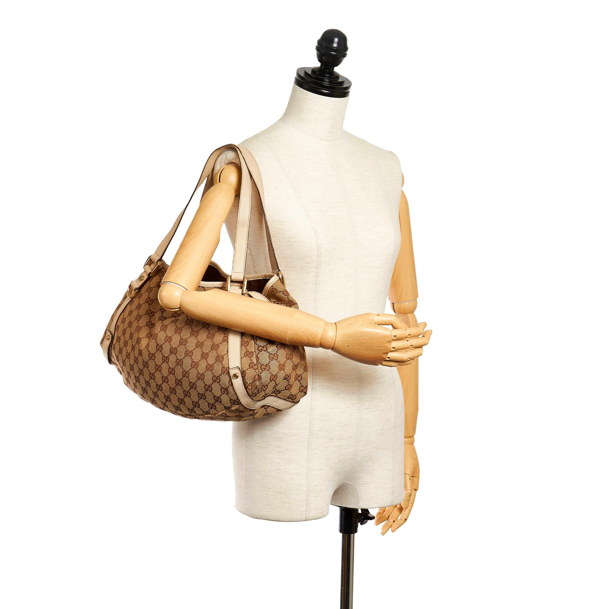 Gucci GG Canvas Abbey Shoulder Bag (SHG-32064)