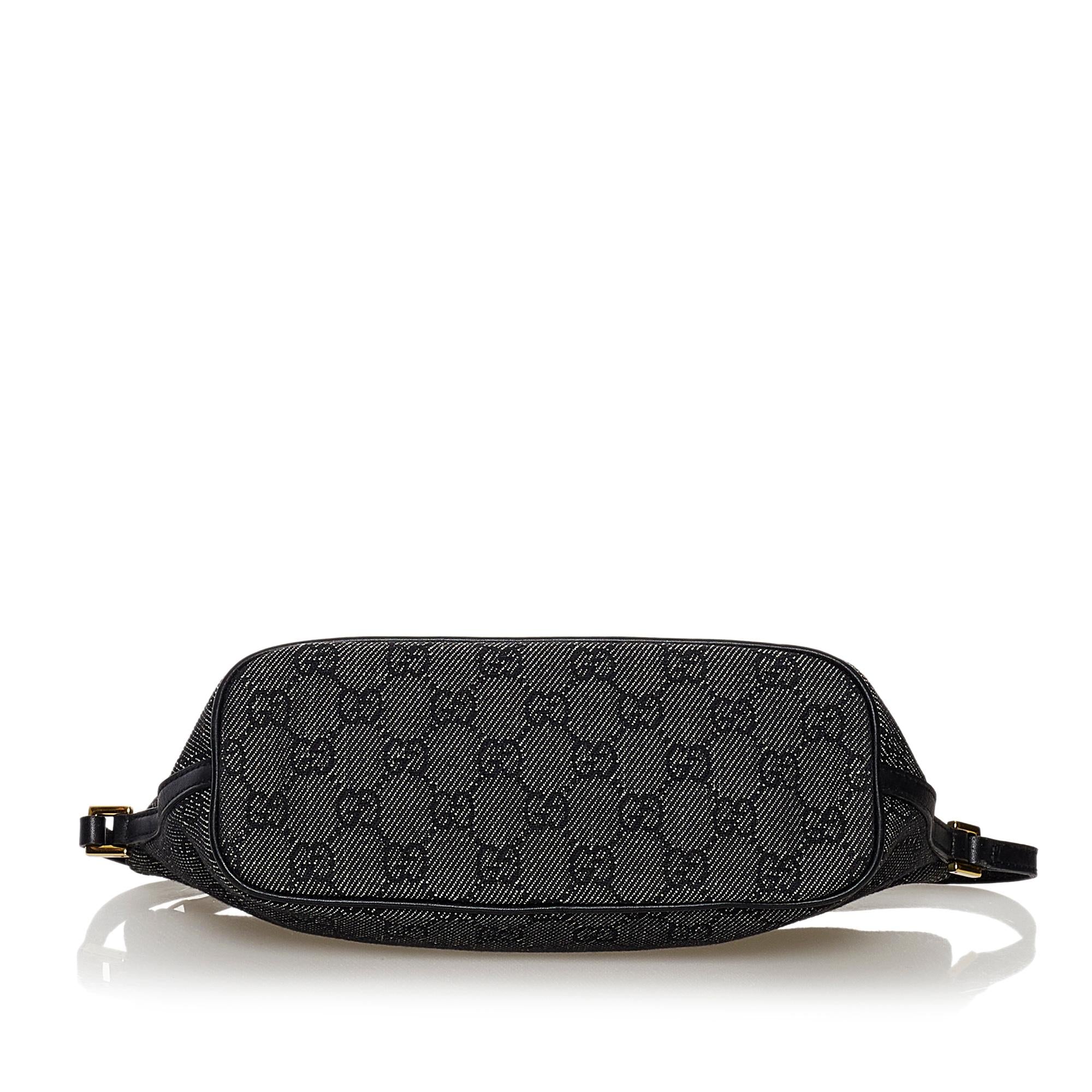 Gucci GG Canvas Boat Baguette (SHG-32251)