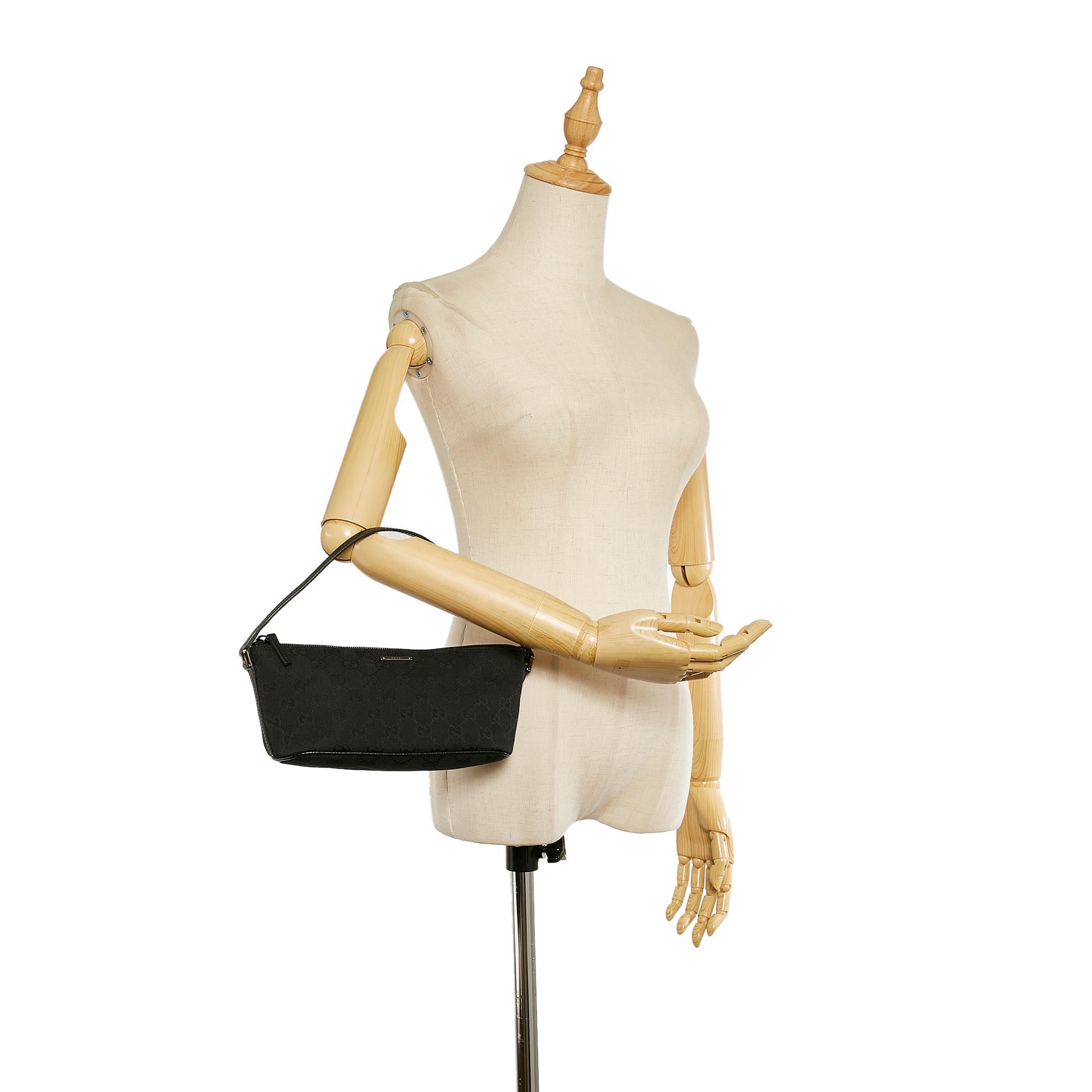 Gucci GG Canvas Boat Baguette (SHG-36577)