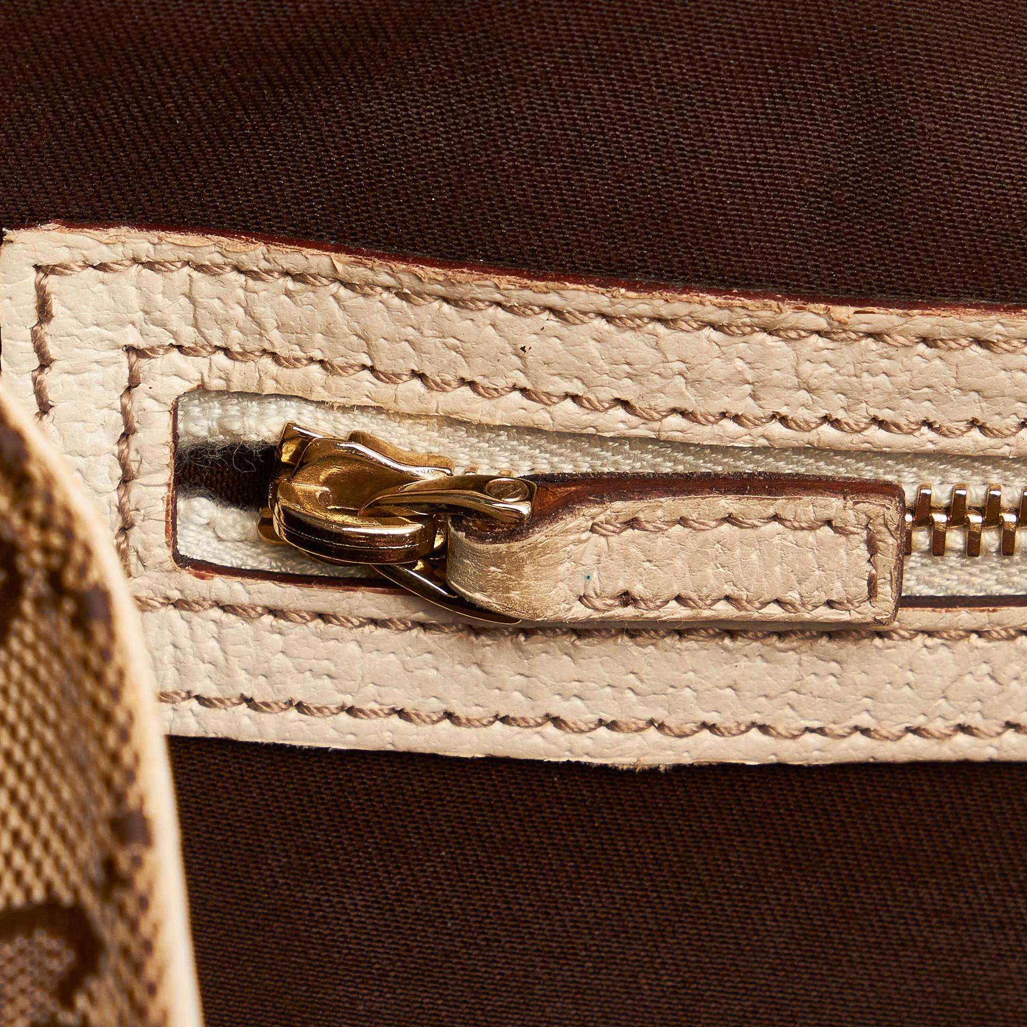 Gucci GG Canvas Charmy Shoulder Bag (SHG-31430)