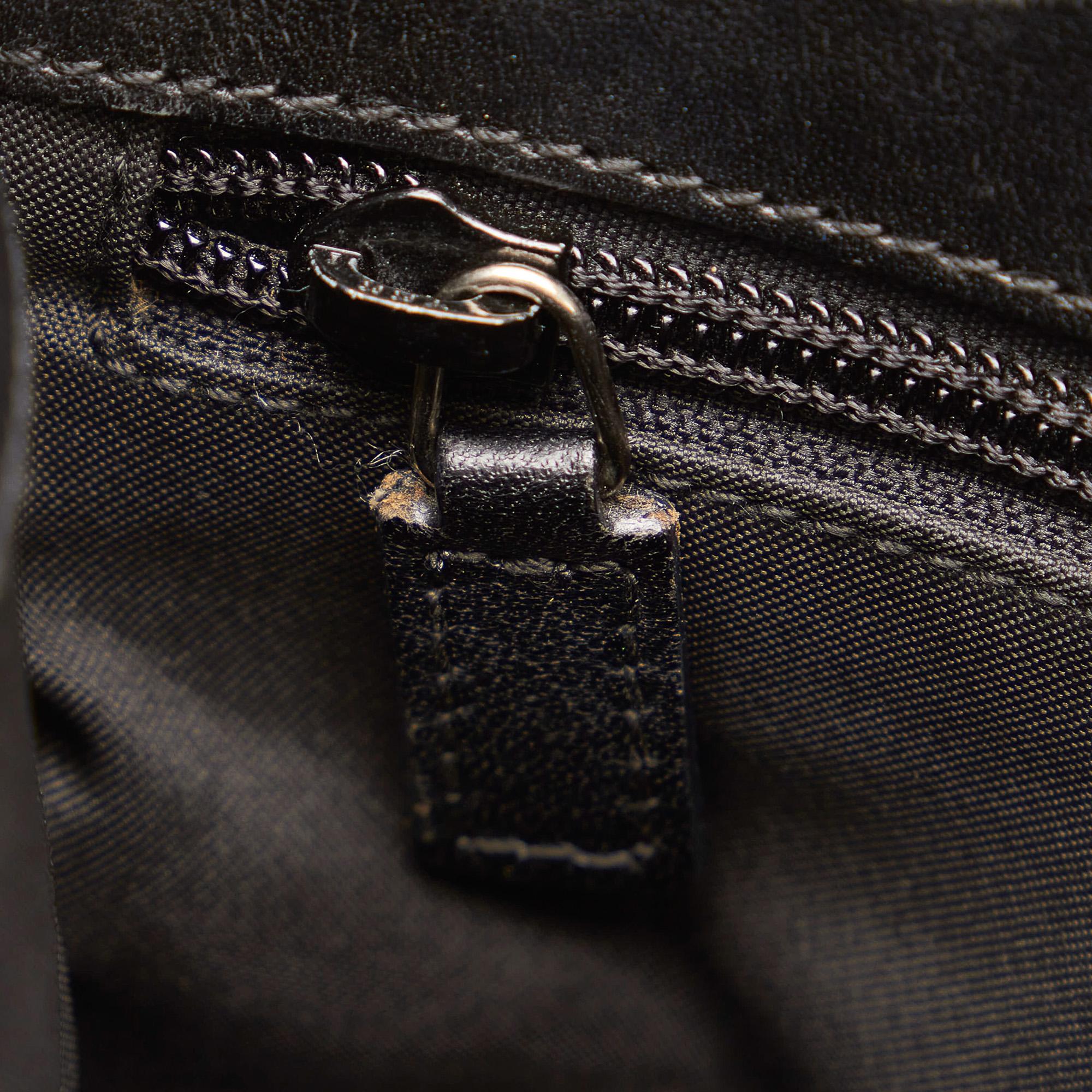 Gucci GG Canvas Crossbody Bag (SHG-32582)