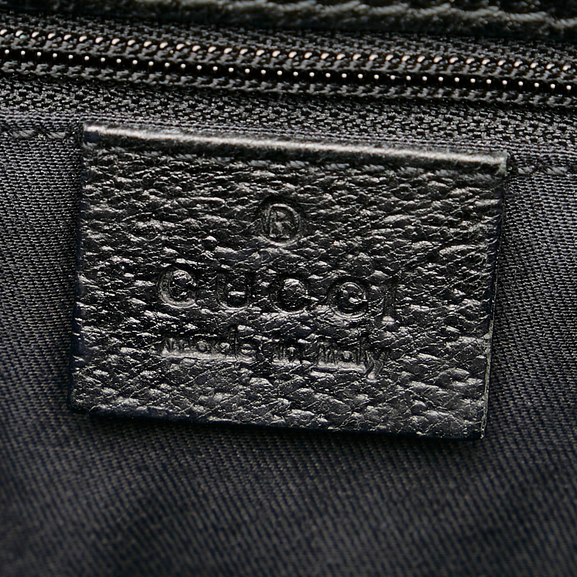 Gucci GG Canvas Eclipse Crossbody Bag (SHG-24995)