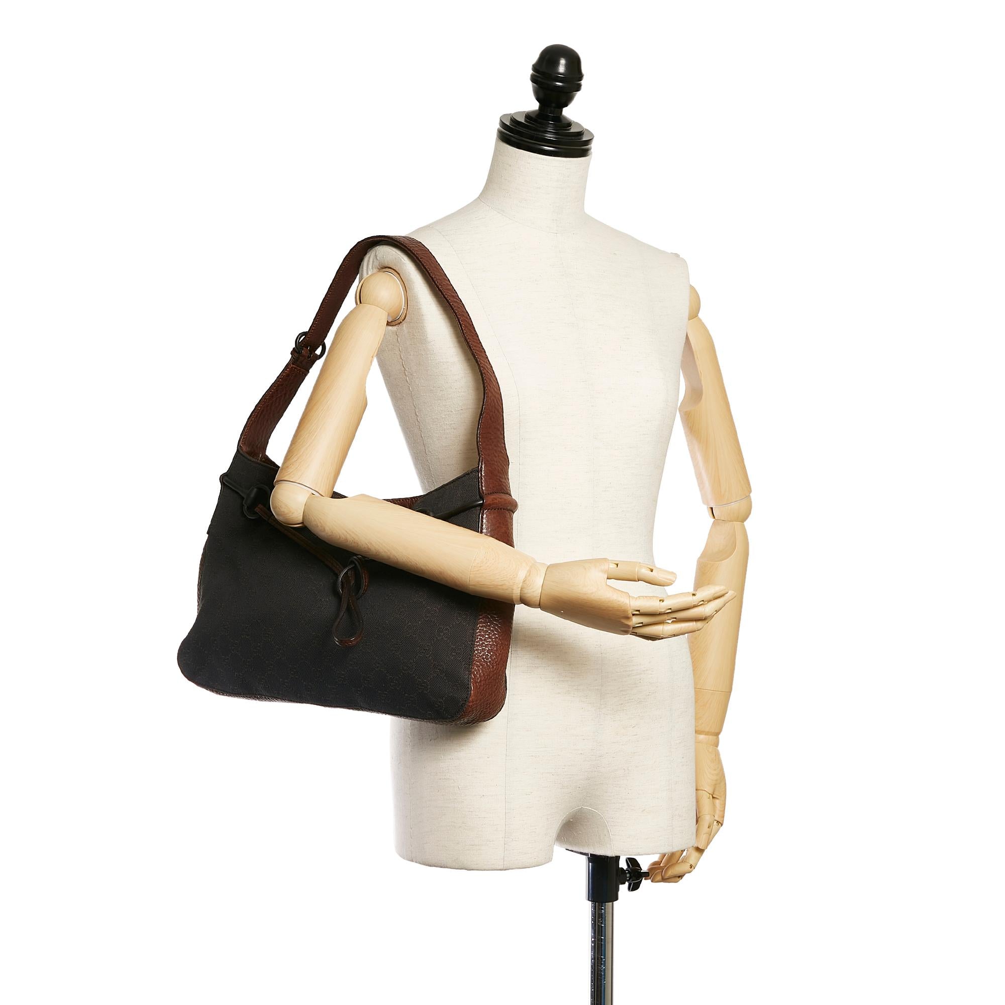 Gucci GG Canvas Horsebit Shoulder Bag (SHG-29071)