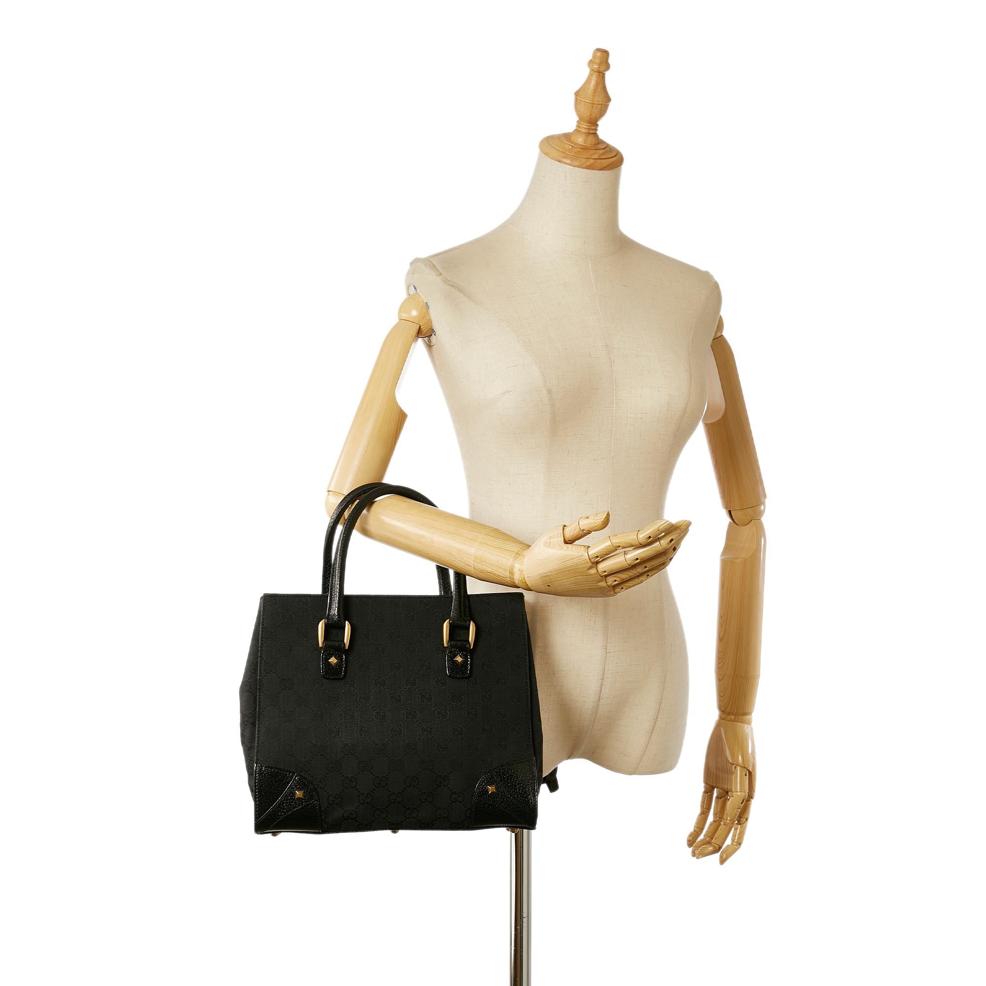 Gucci GG Canvas Nailhead Handbag (SHG-23804)