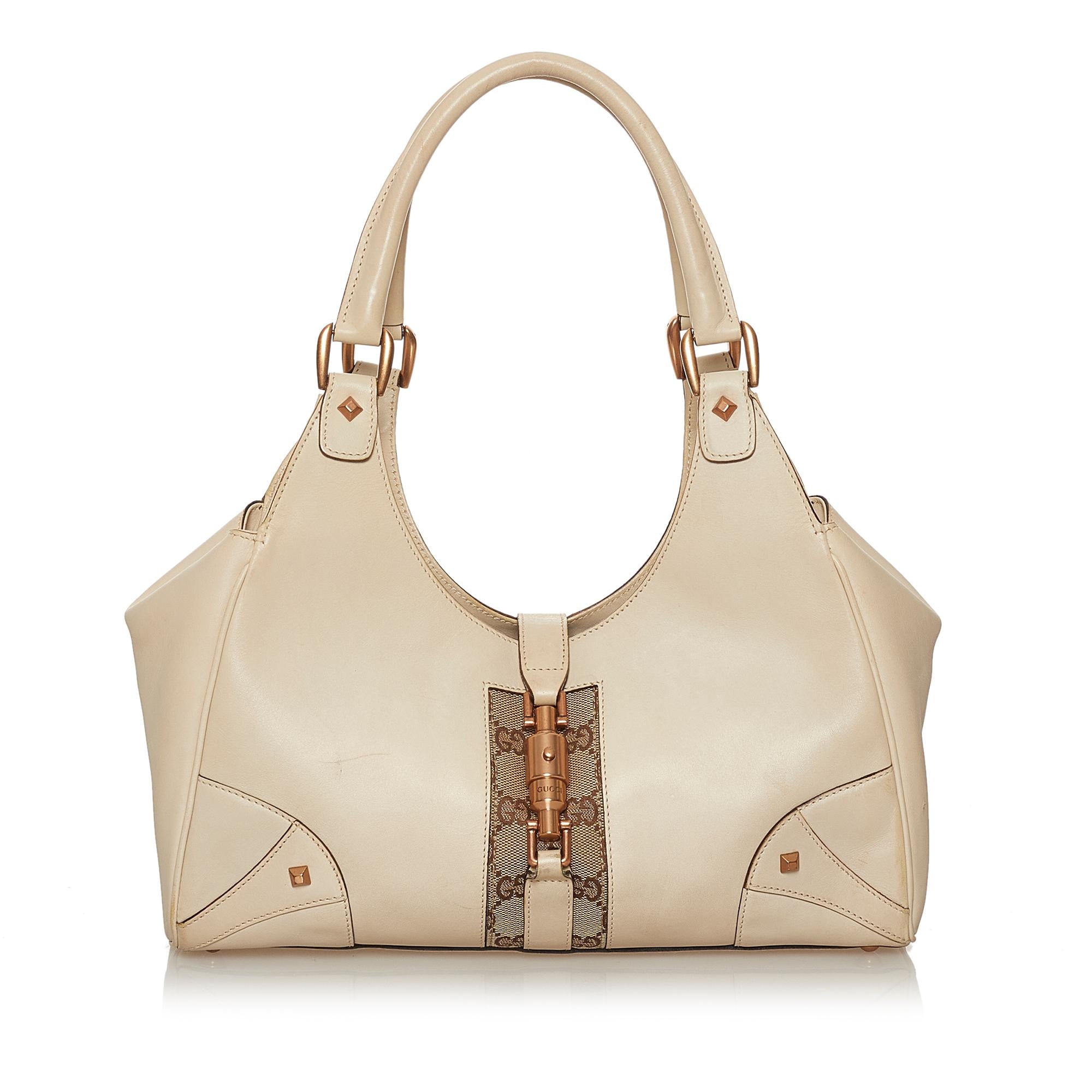 Gucci GG Canvas Nailhead Jackie Shoulder Bag (SHG-28382)