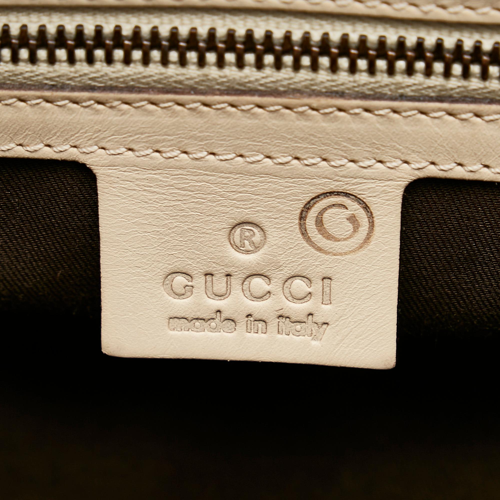 Gucci GG Canvas Nailhead Jackie Shoulder Bag (SHG-28382)