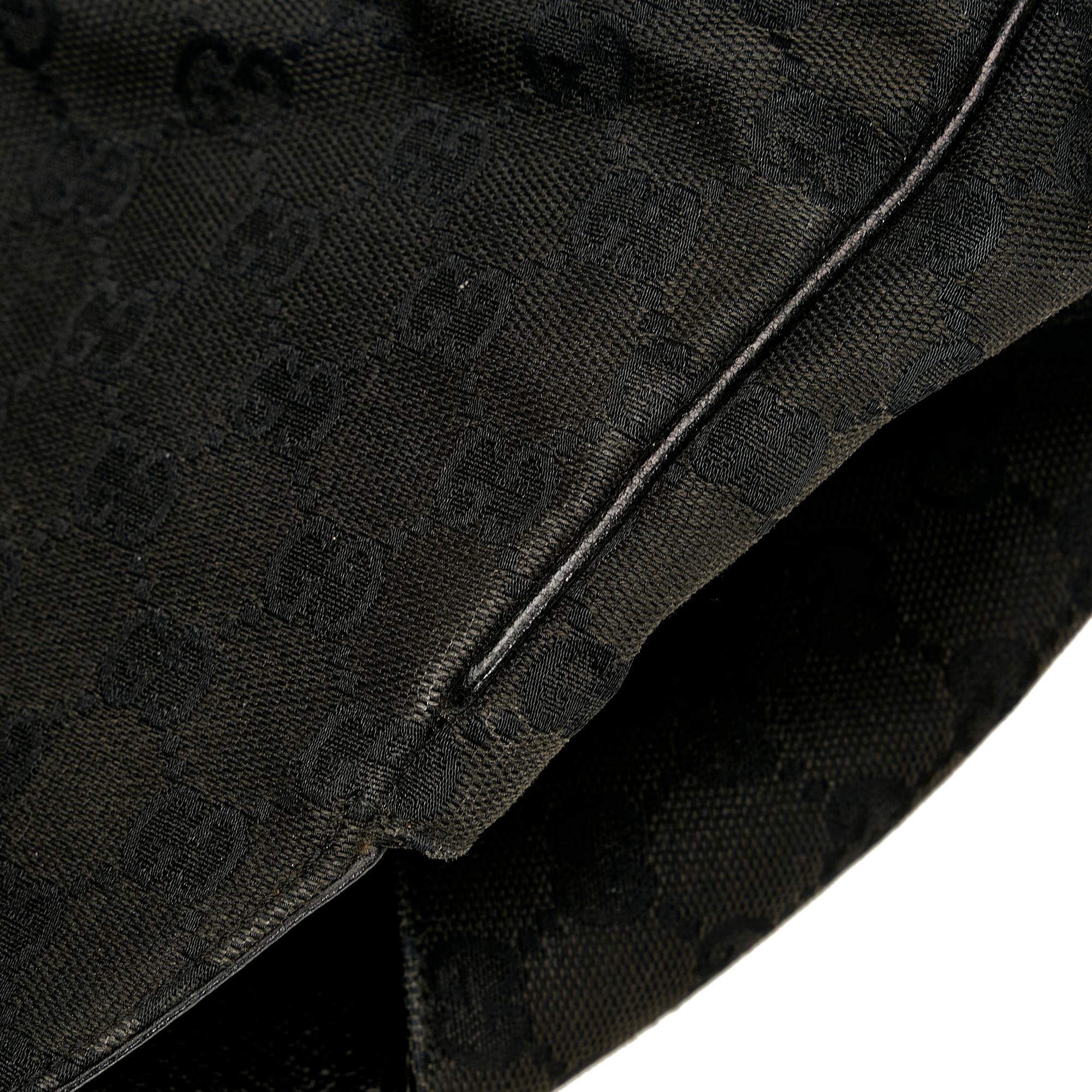 Gucci GG Canvas Nailhead Jackie (SHG-YZOZQj)