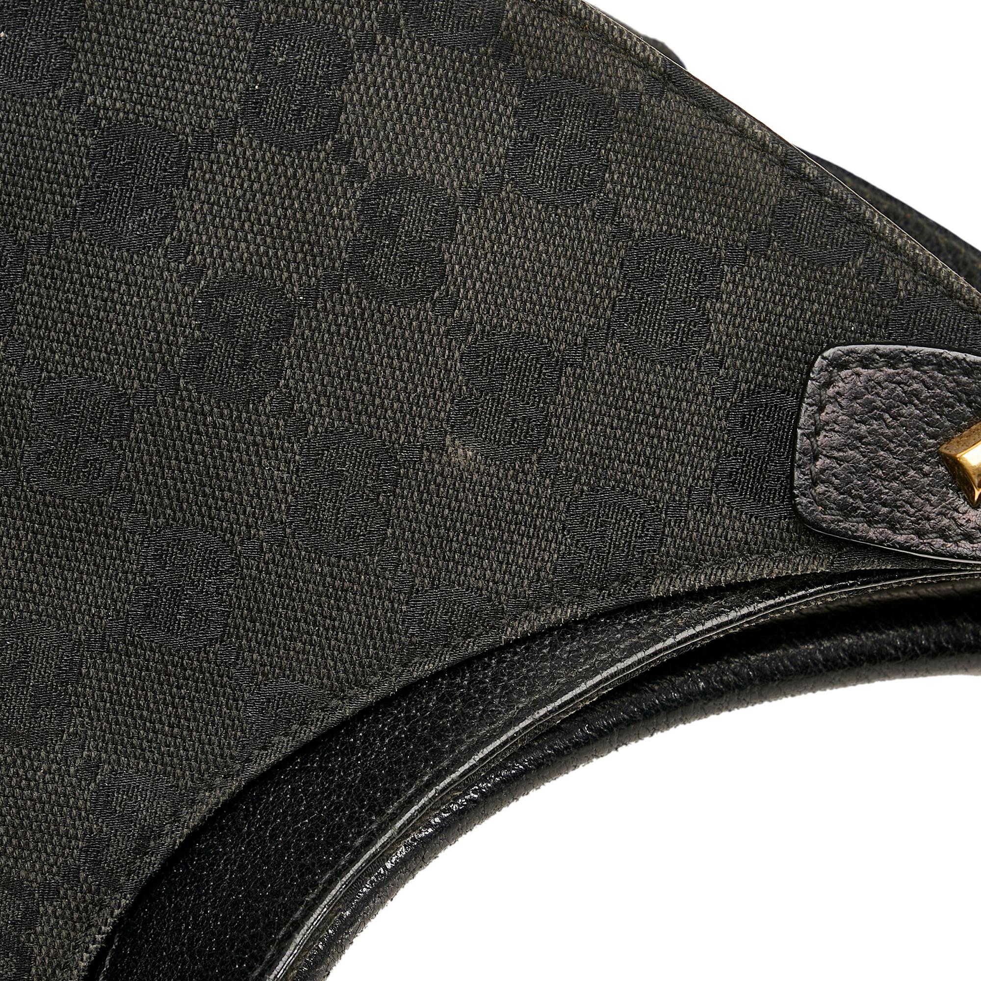 Gucci GG Canvas Nailhead Jackie (SHG-YZOZQj)