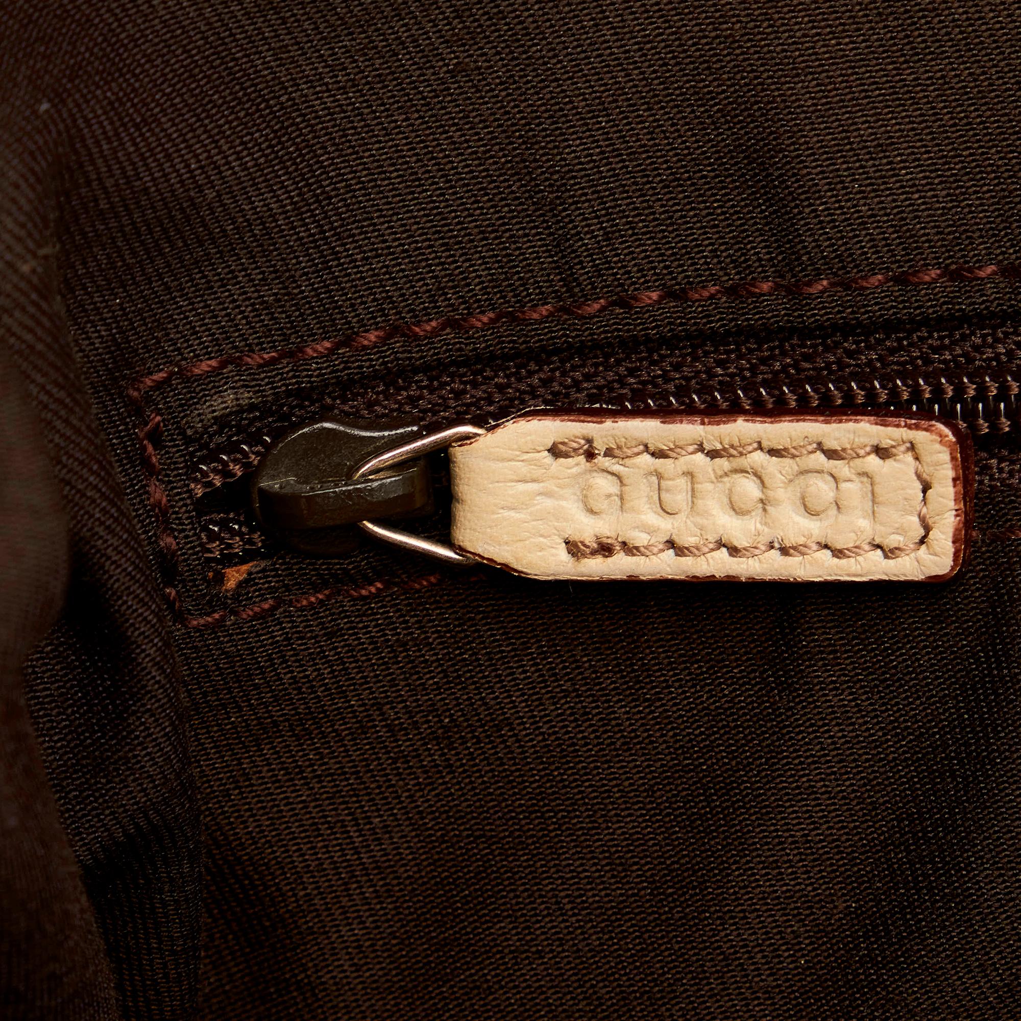 Gucci GG Canvas Pelham Shoulder Bag (SHG-32763)