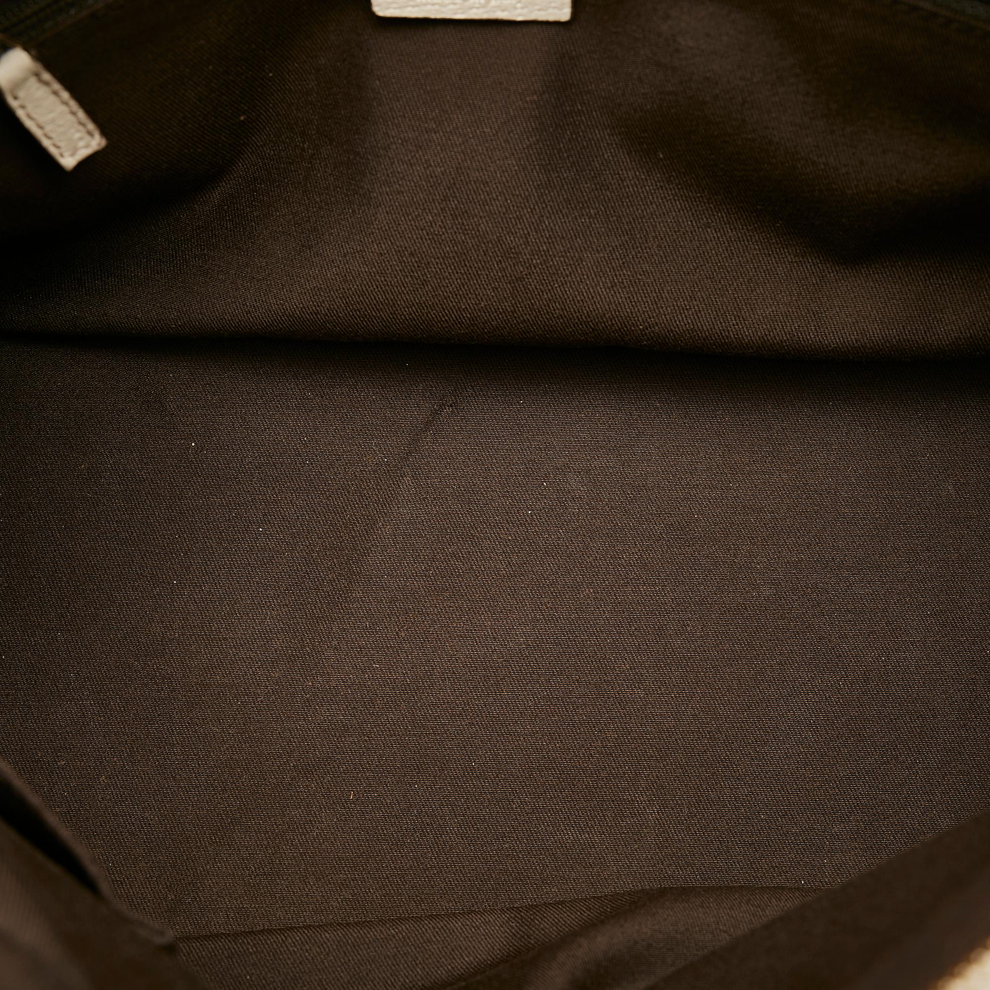 Gucci GG Canvas Princy Shoulder Bag (SHG-36180)