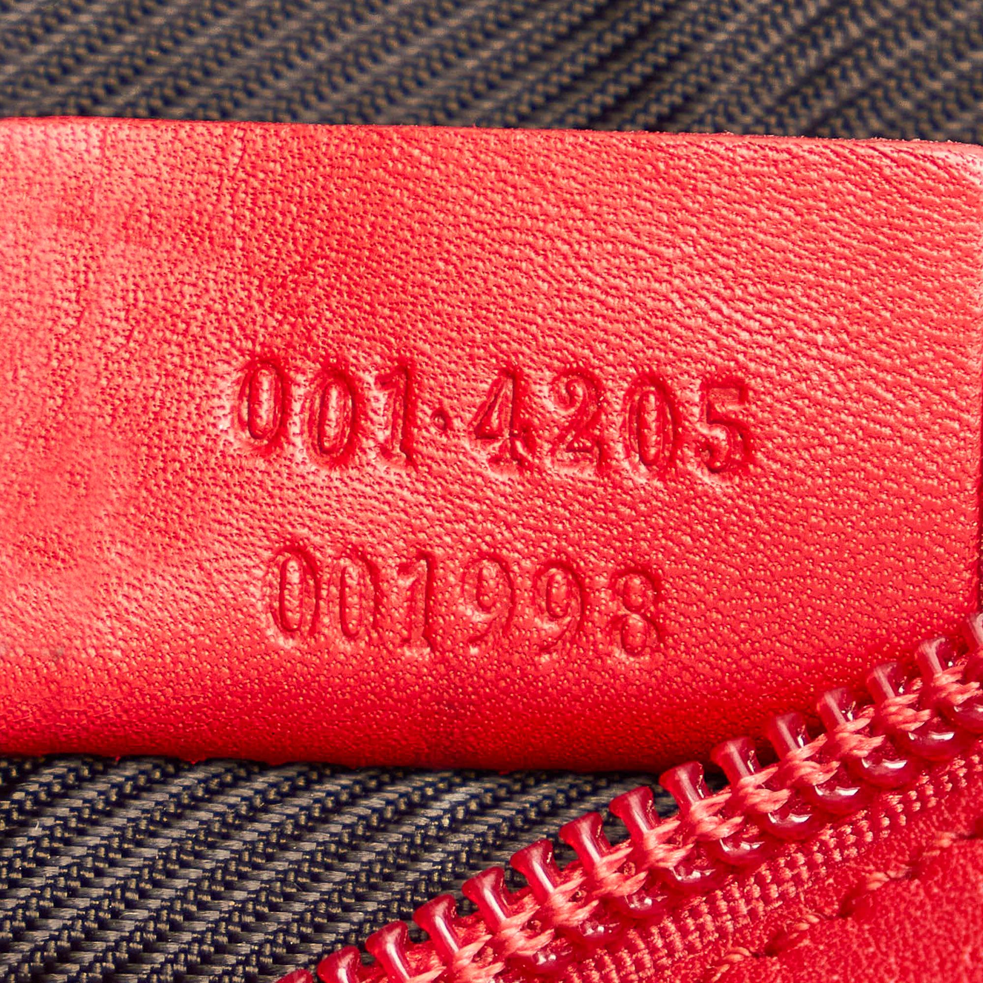 Gucci GG Canvas Shoulder Bag (SHG-32099)