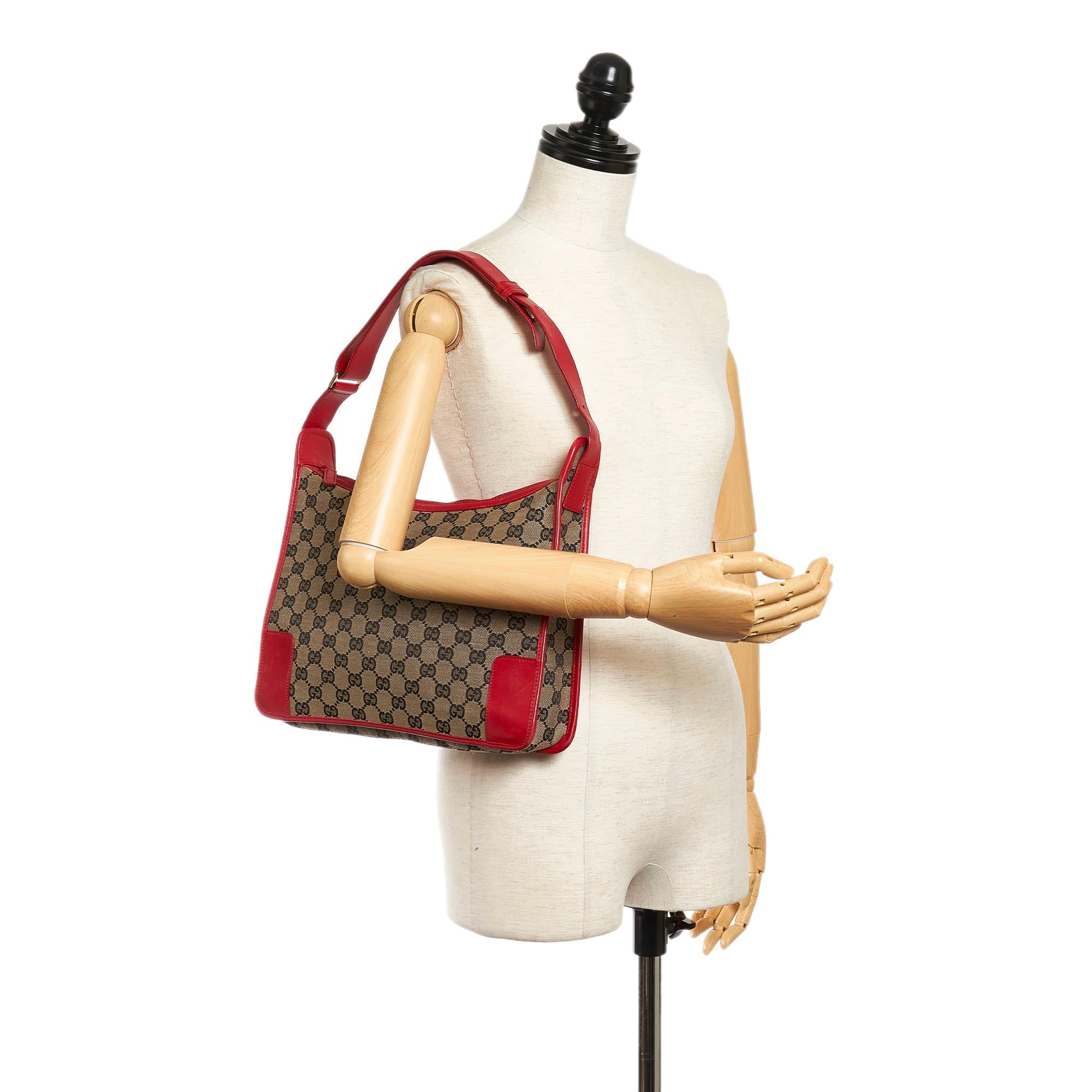 Gucci GG Canvas Shoulder Bag (SHG-32099)