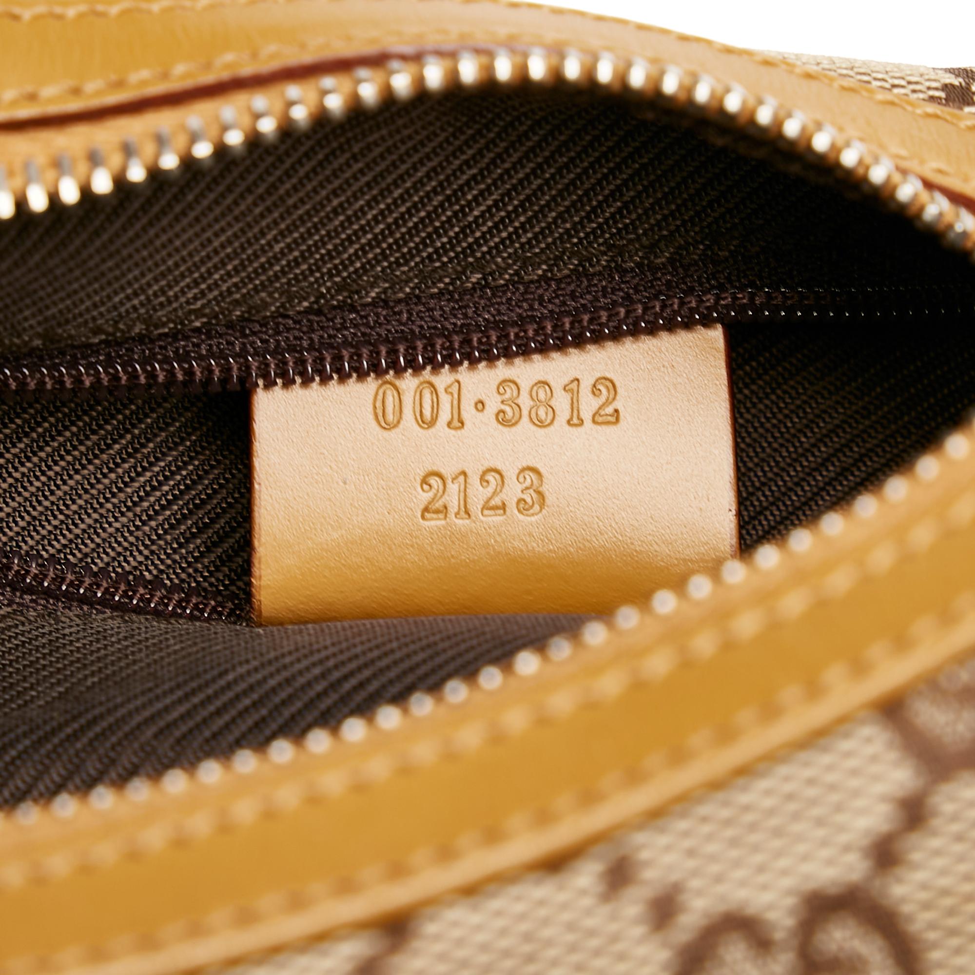 Gucci GG Canvas Shoulder Bag (SHG-32541)