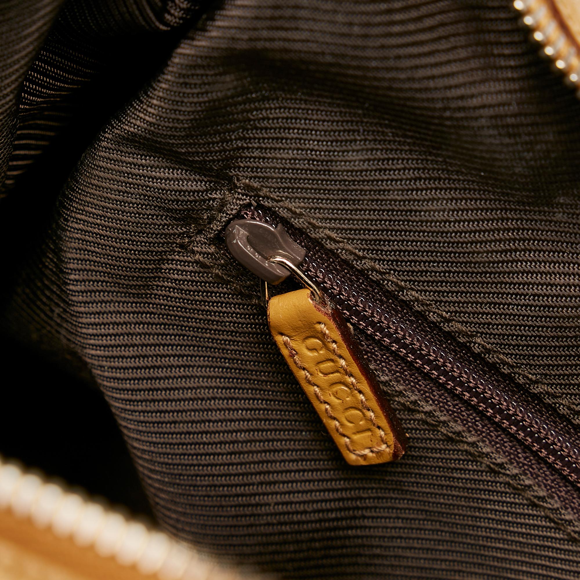 Gucci GG Canvas Shoulder Bag (SHG-32541)