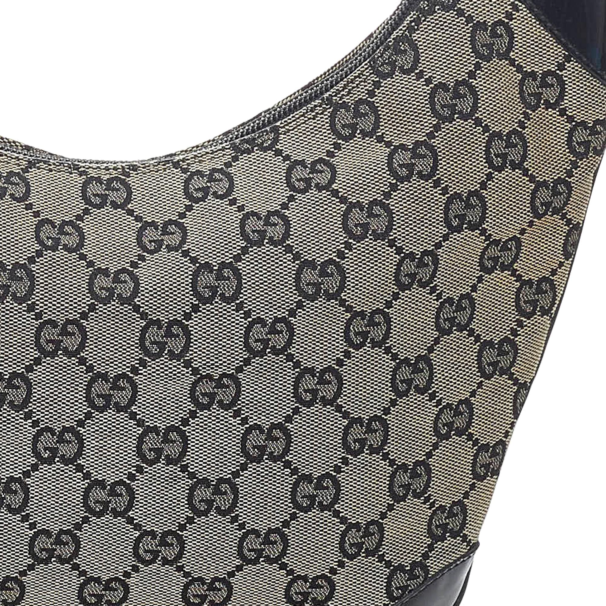 Gucci GG Canvas Shoulder Bag (SHG-32653)