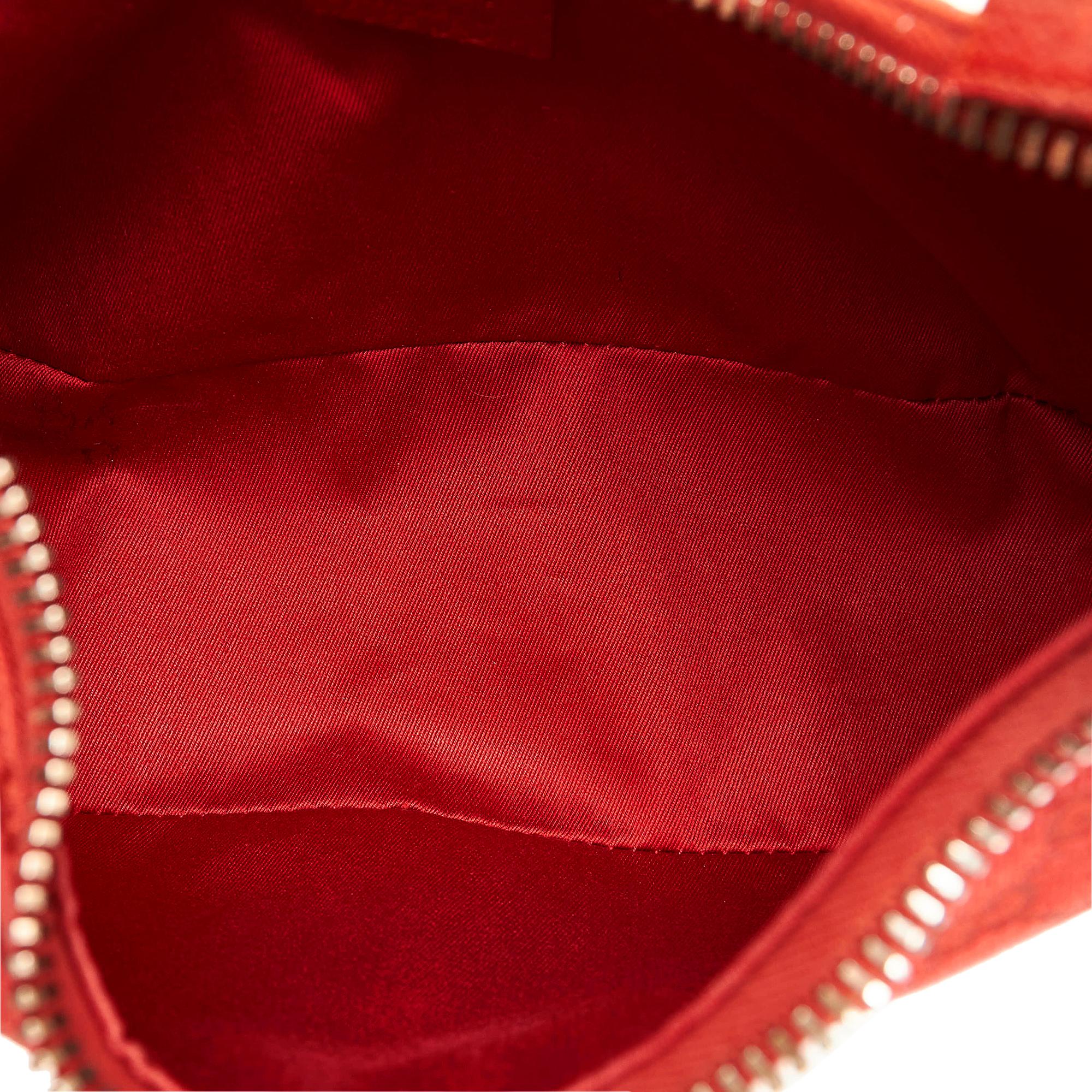 Gucci GG Canvas Shoulder Bag (SHG-32781)