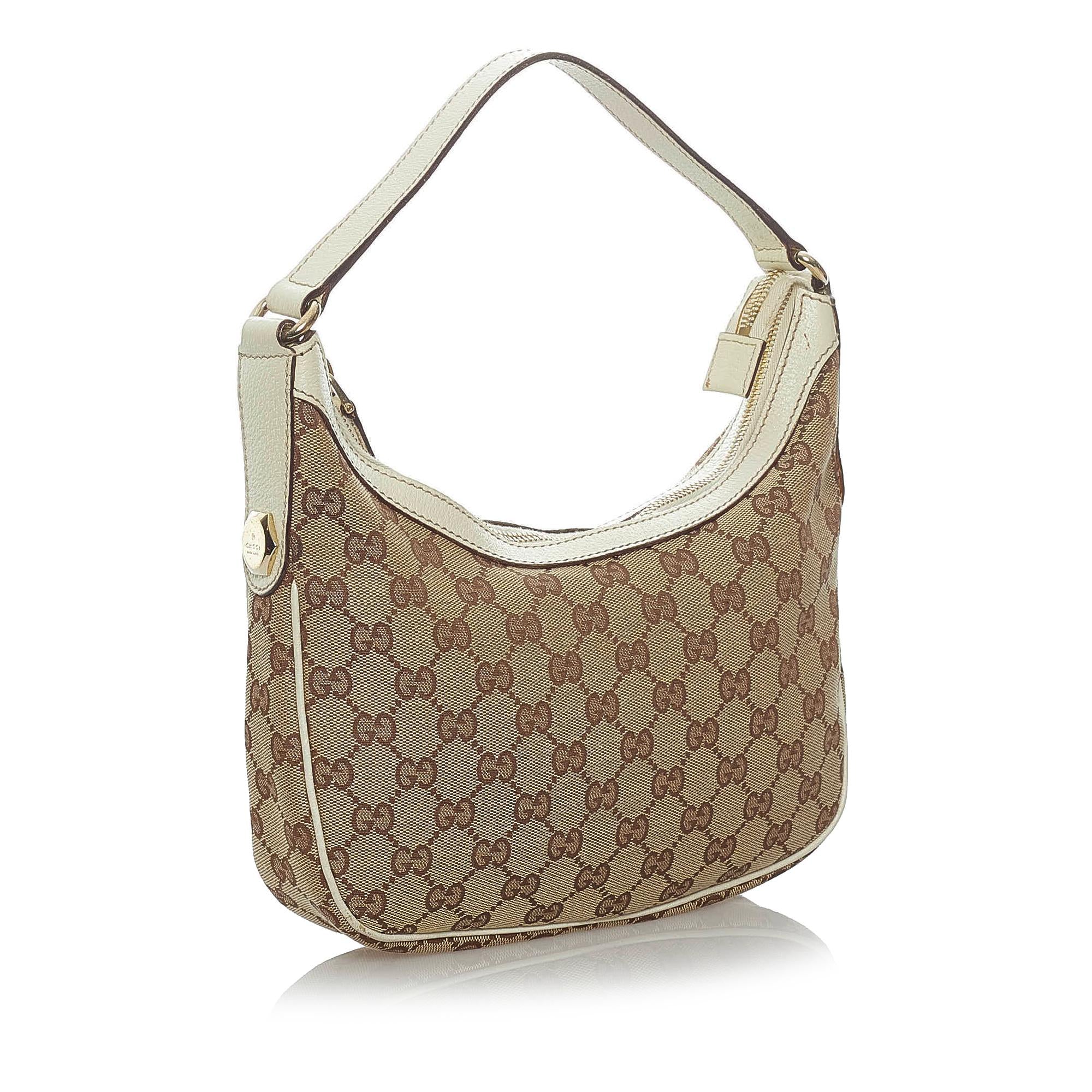 Gucci GG Canvas Shoulder Bag (SHG-32785)