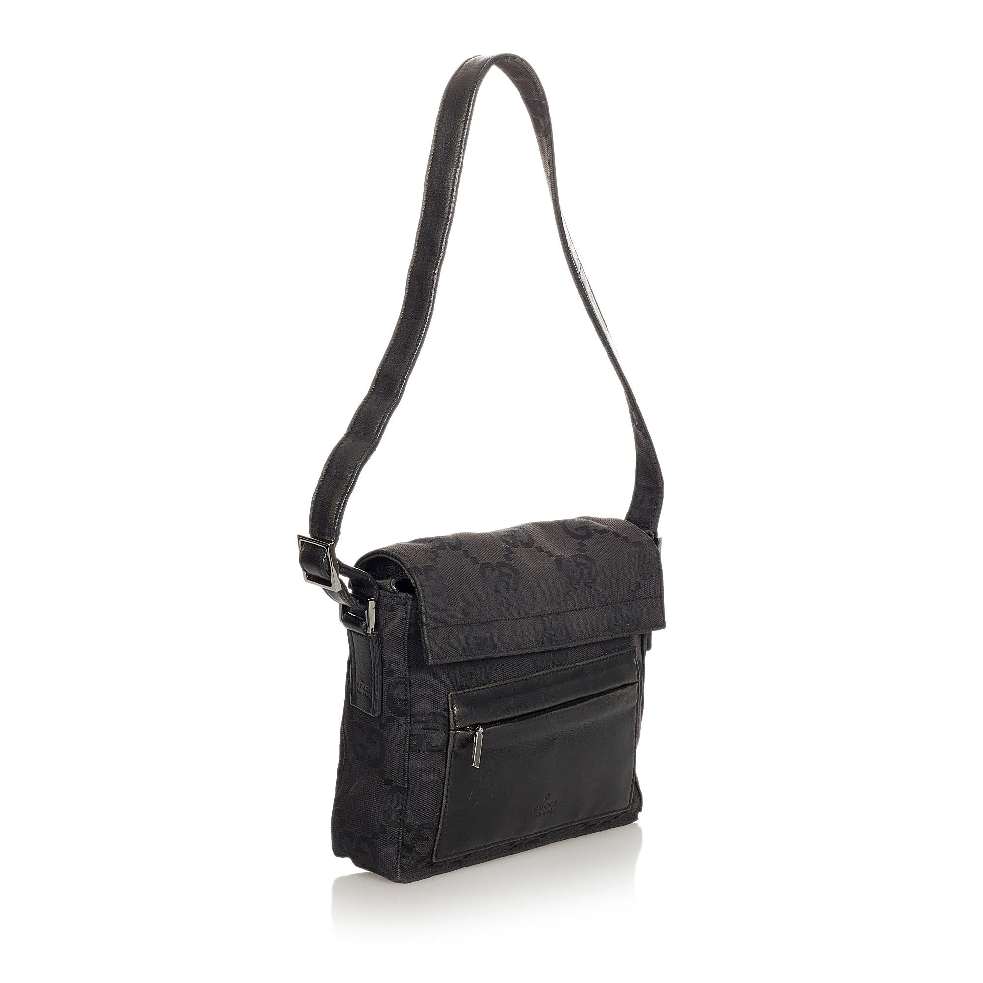 Gucci GG Canvas Shoulder Bag (SHG-36706)