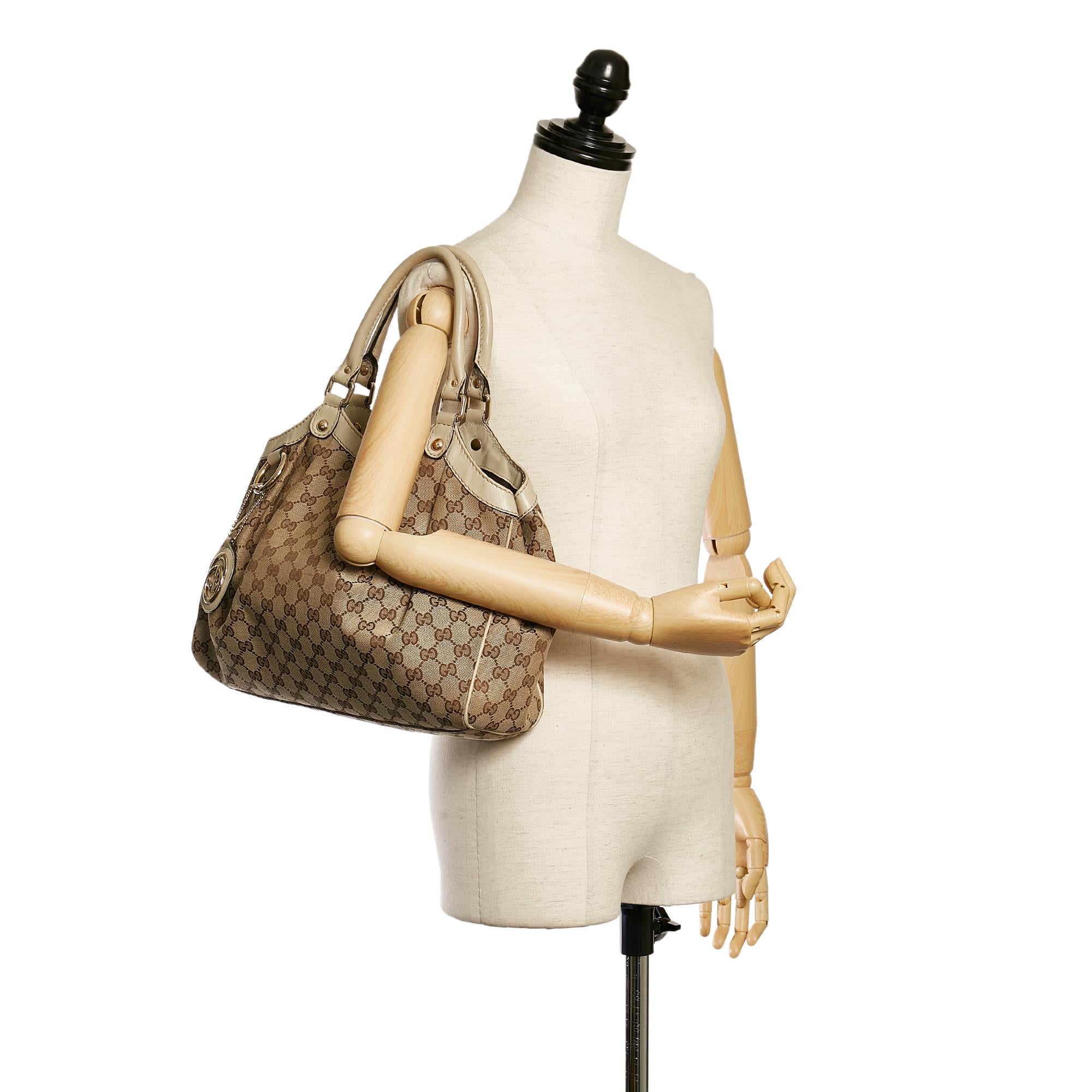 Gucci GG Canvas Sukey Tote Bag (SHG-34717)