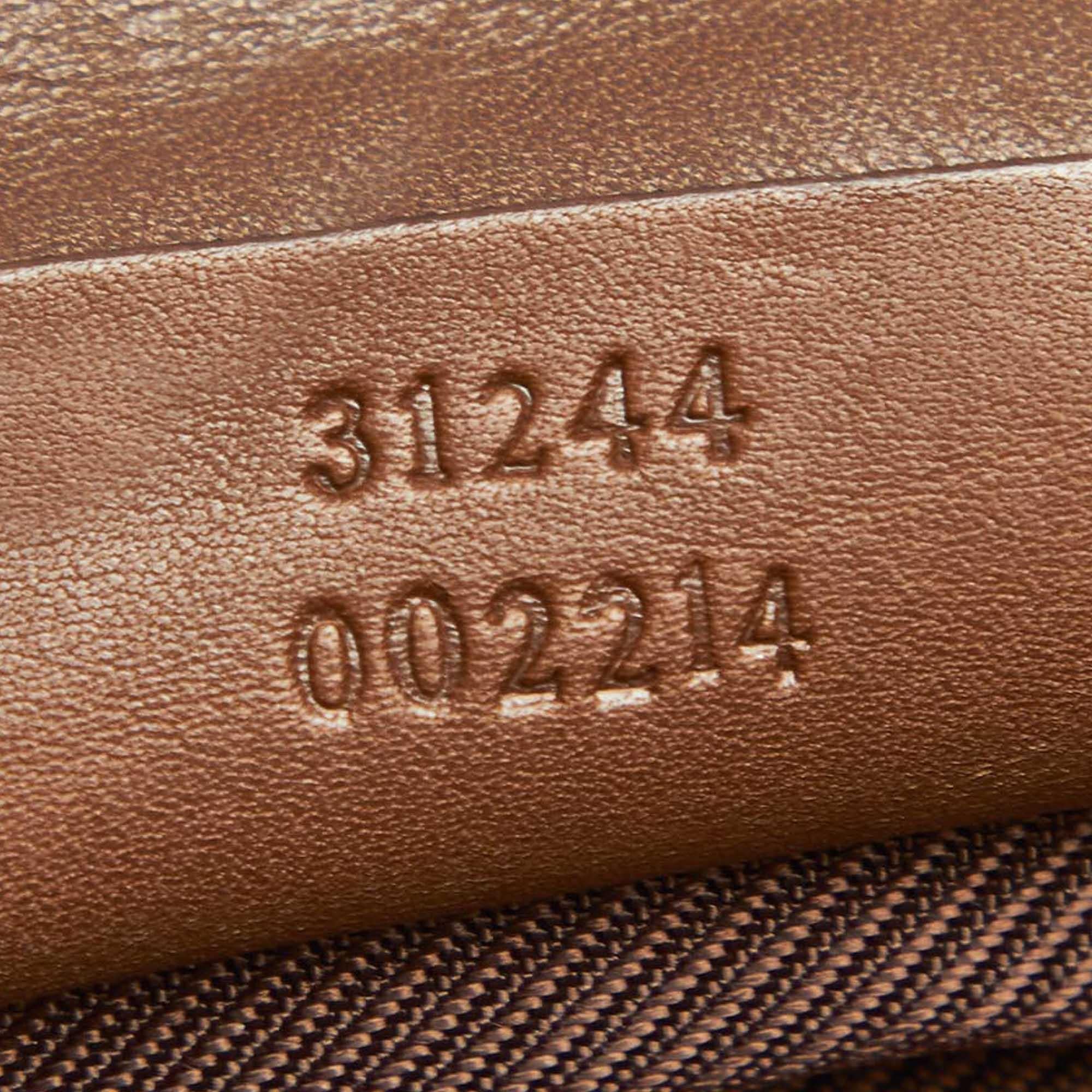 Gucci GG Canvas Tote Bag (SHG-32160)