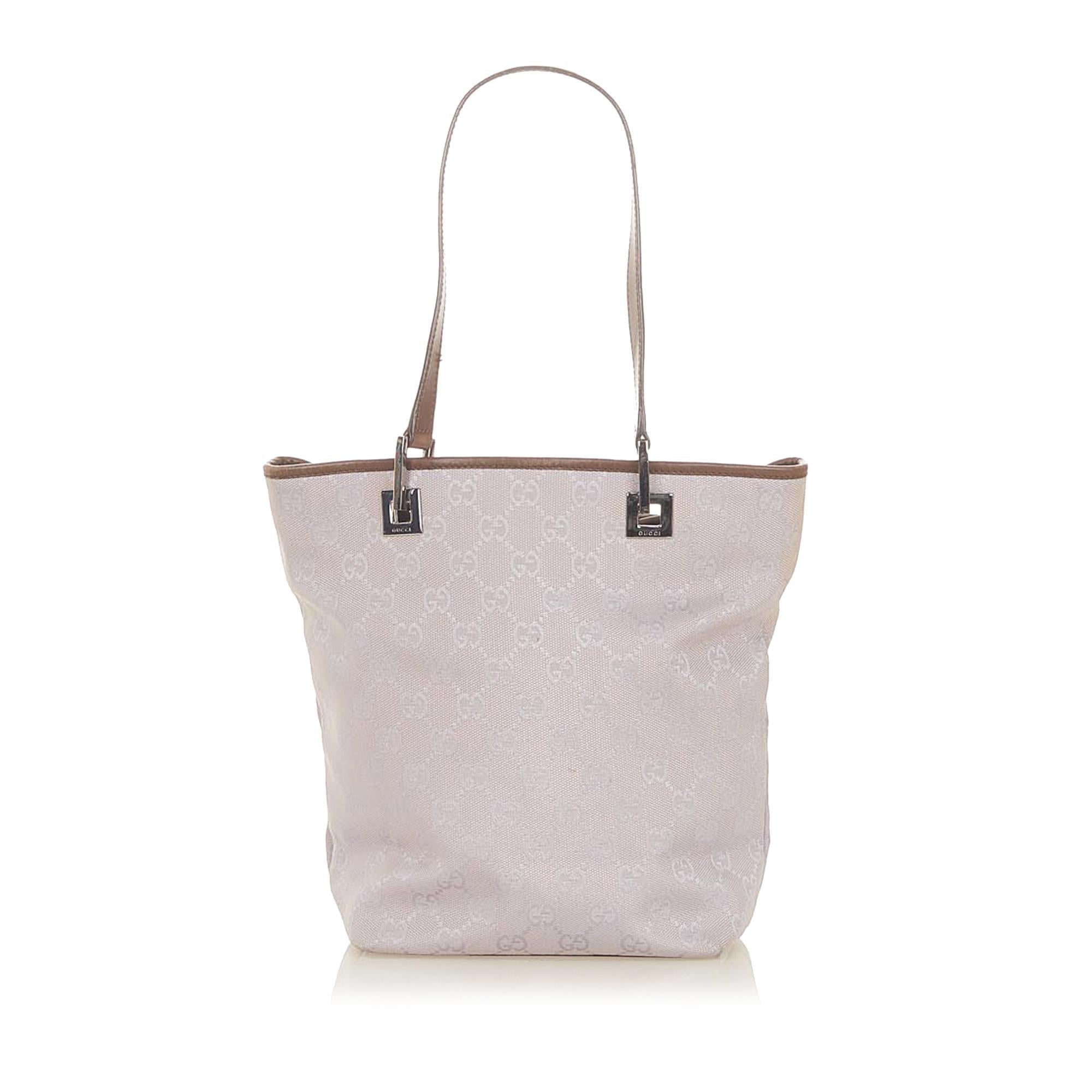 Gucci GG Canvas Tote Bag (SHG-32160)