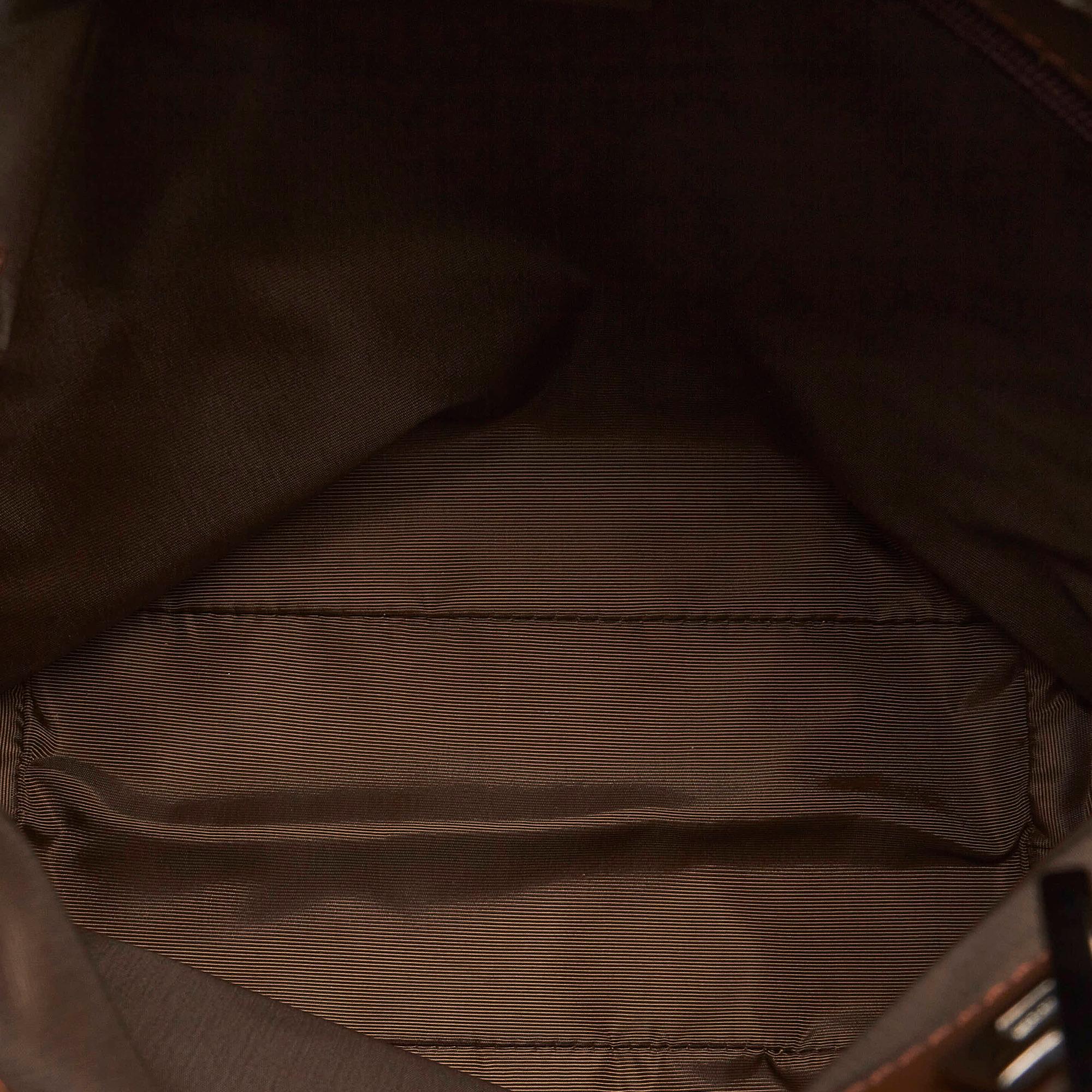 Gucci GG Canvas Tote Bag (SHG-32205)