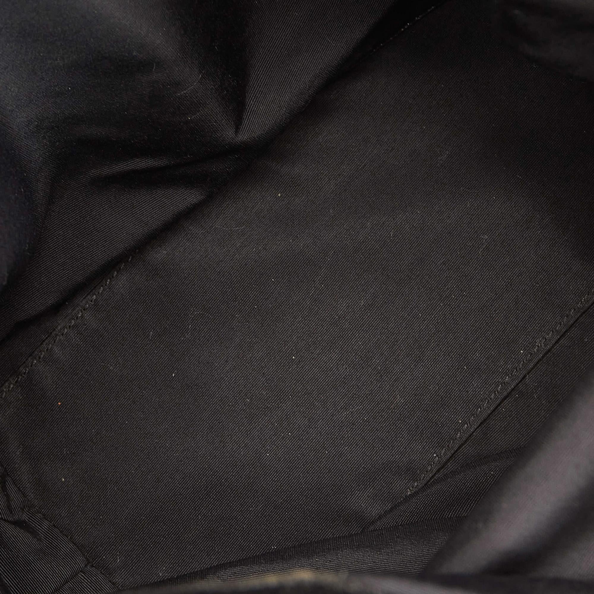 Gucci GG Canvas Tote Bag (SHG-32432)