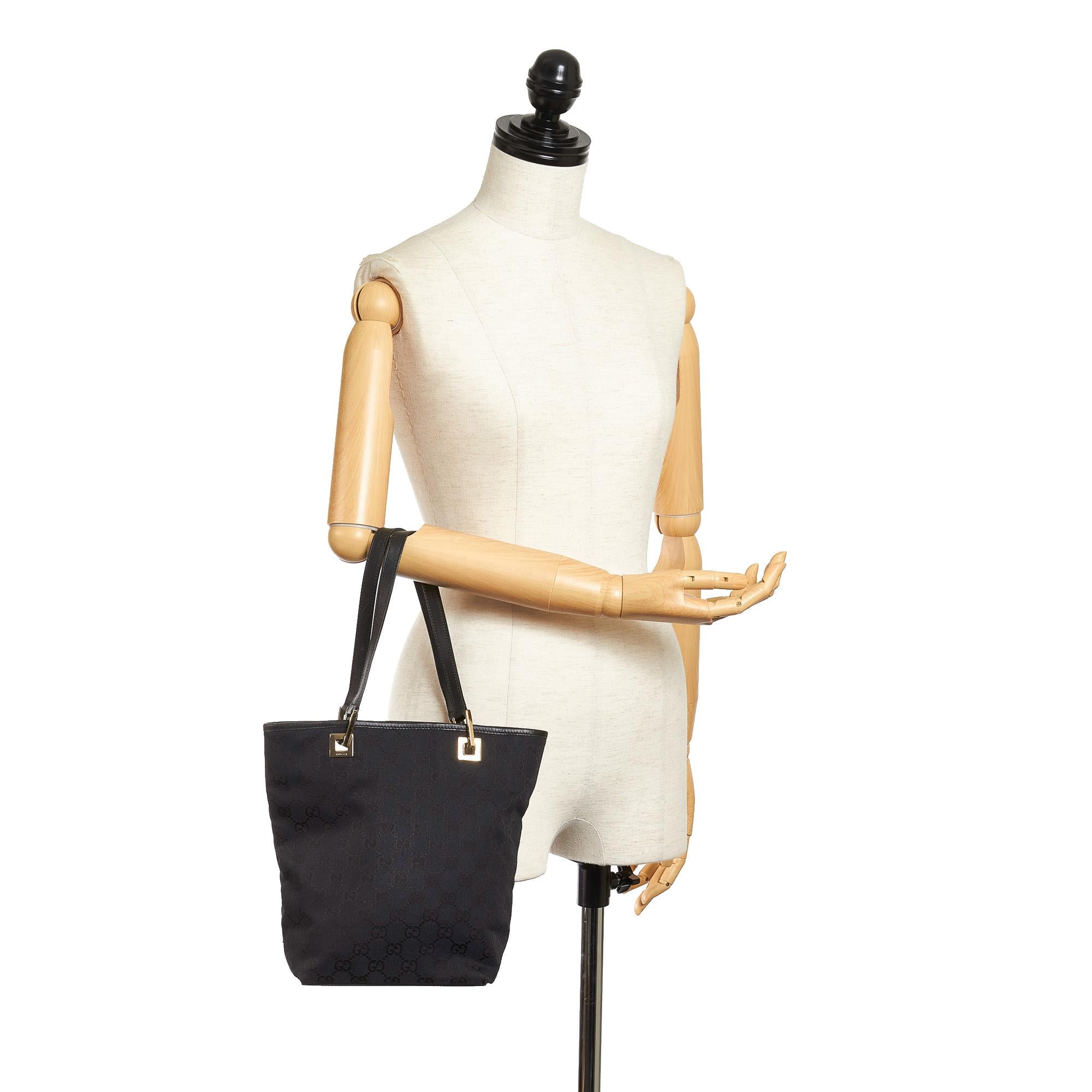 Gucci GG Canvas Tote Bag (SHG-32484)