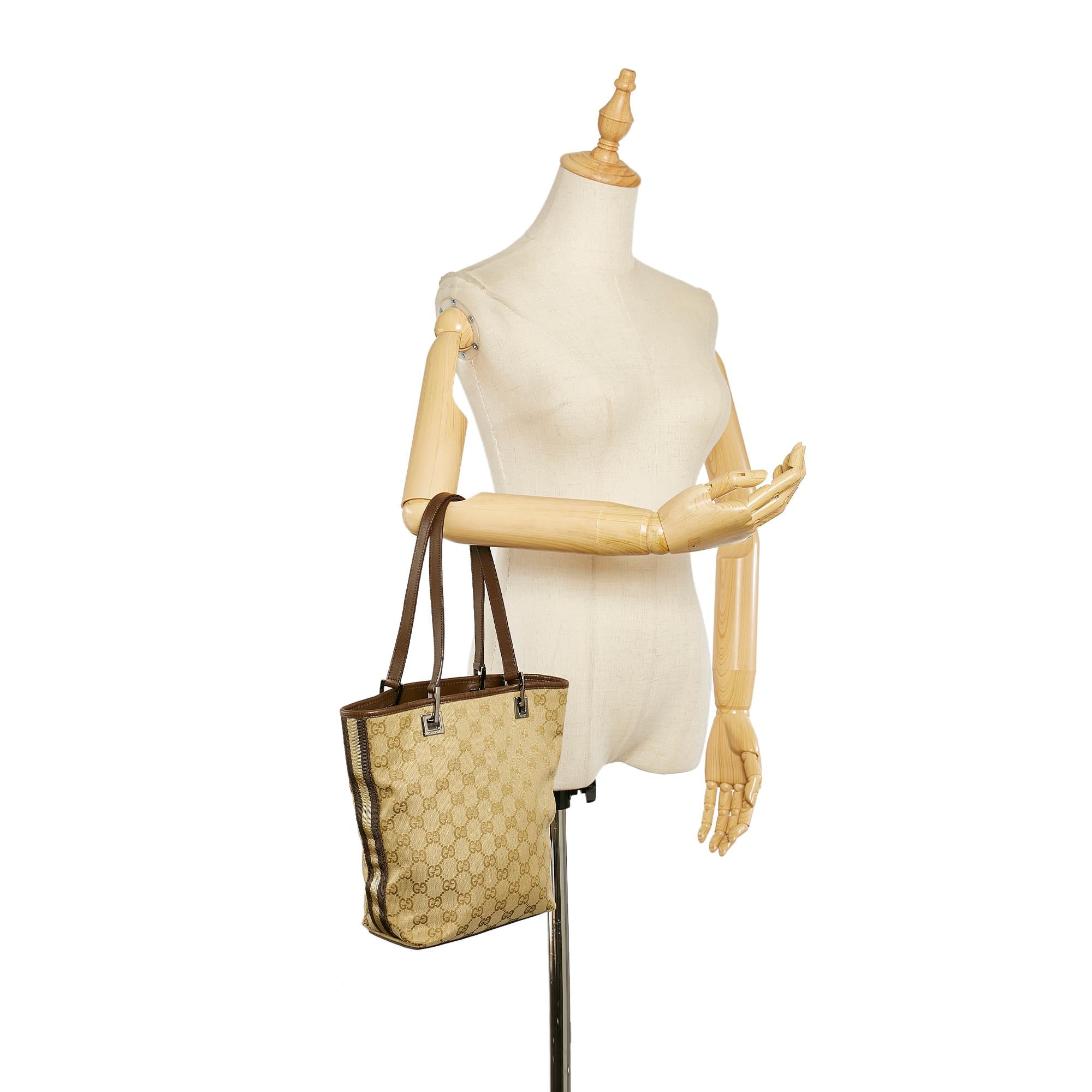 Gucci GG Canvas Tote Bag (SHG-32493)