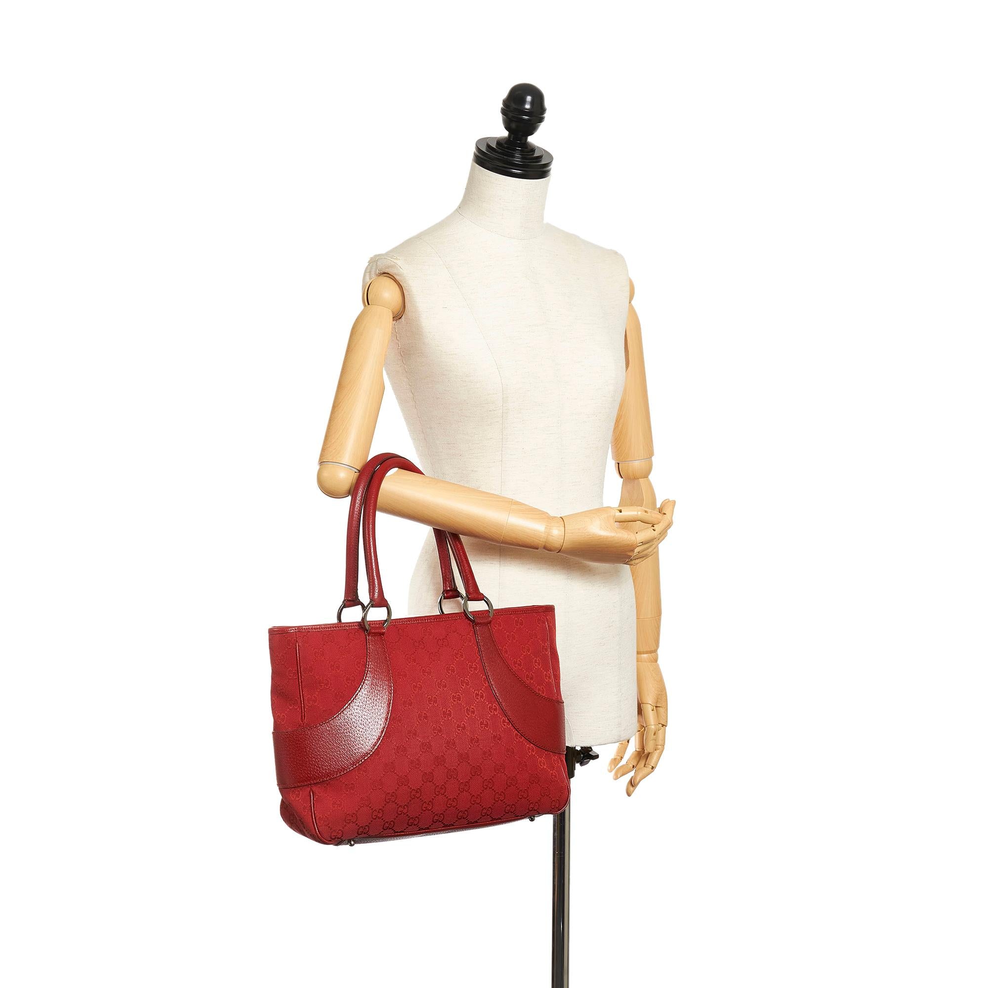 Gucci GG Canvas Tote Bag (SHG-32786)