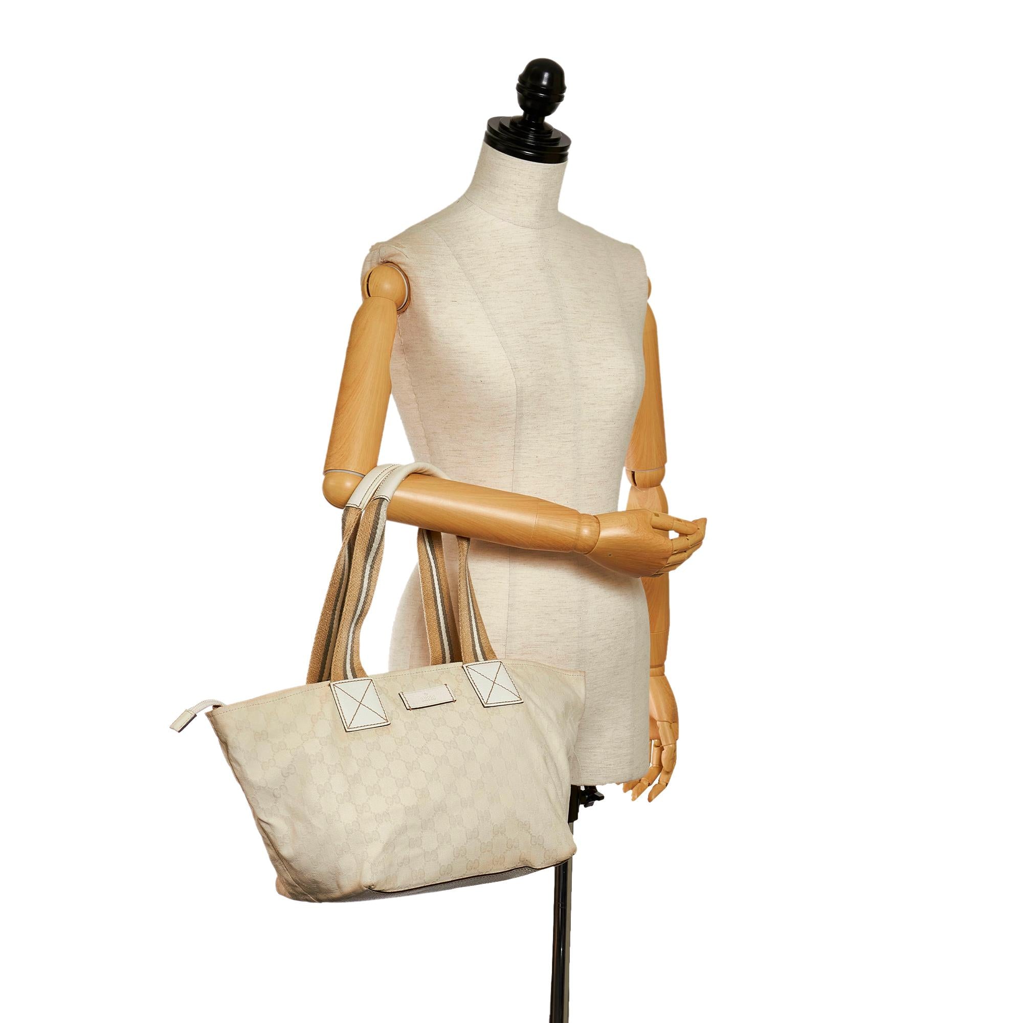 Gucci GG Canvas Web Shoulder Bag (SHG-32669)