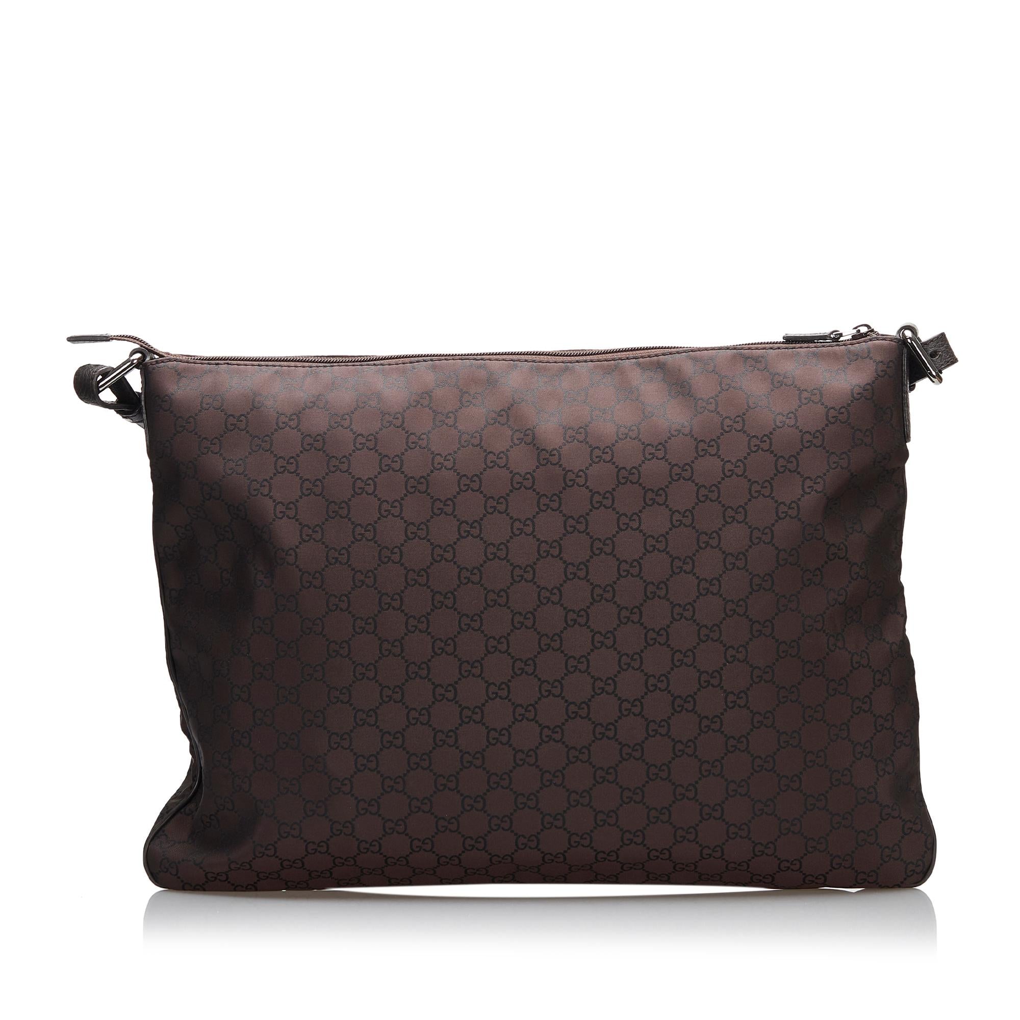 Gucci GG Nylon Crossbody Bag (SHG-36786)