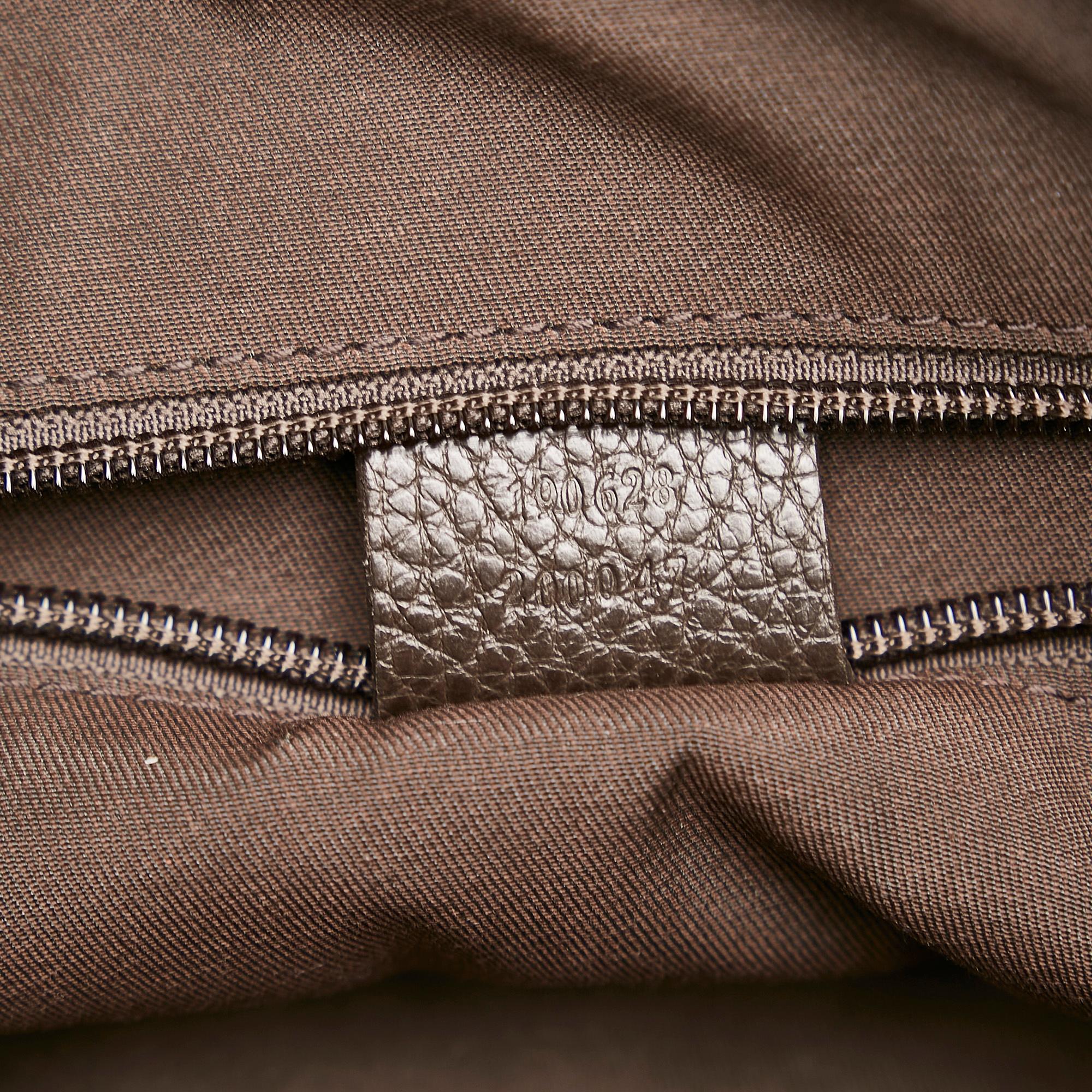 Gucci GG Nylon Crossbody Bag (SHG-36786)